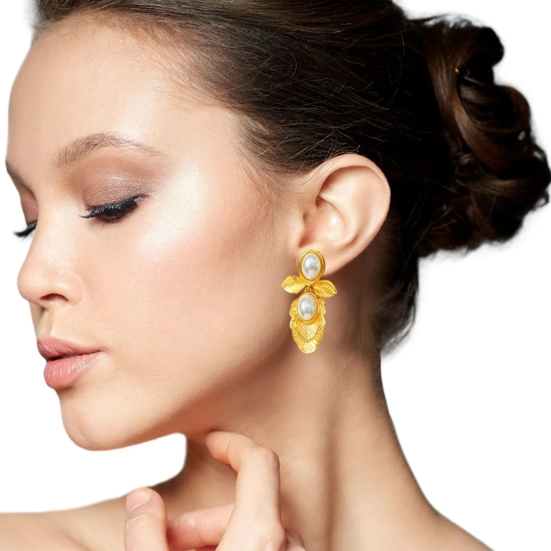 Romantic Pearl Earrings - Image 5