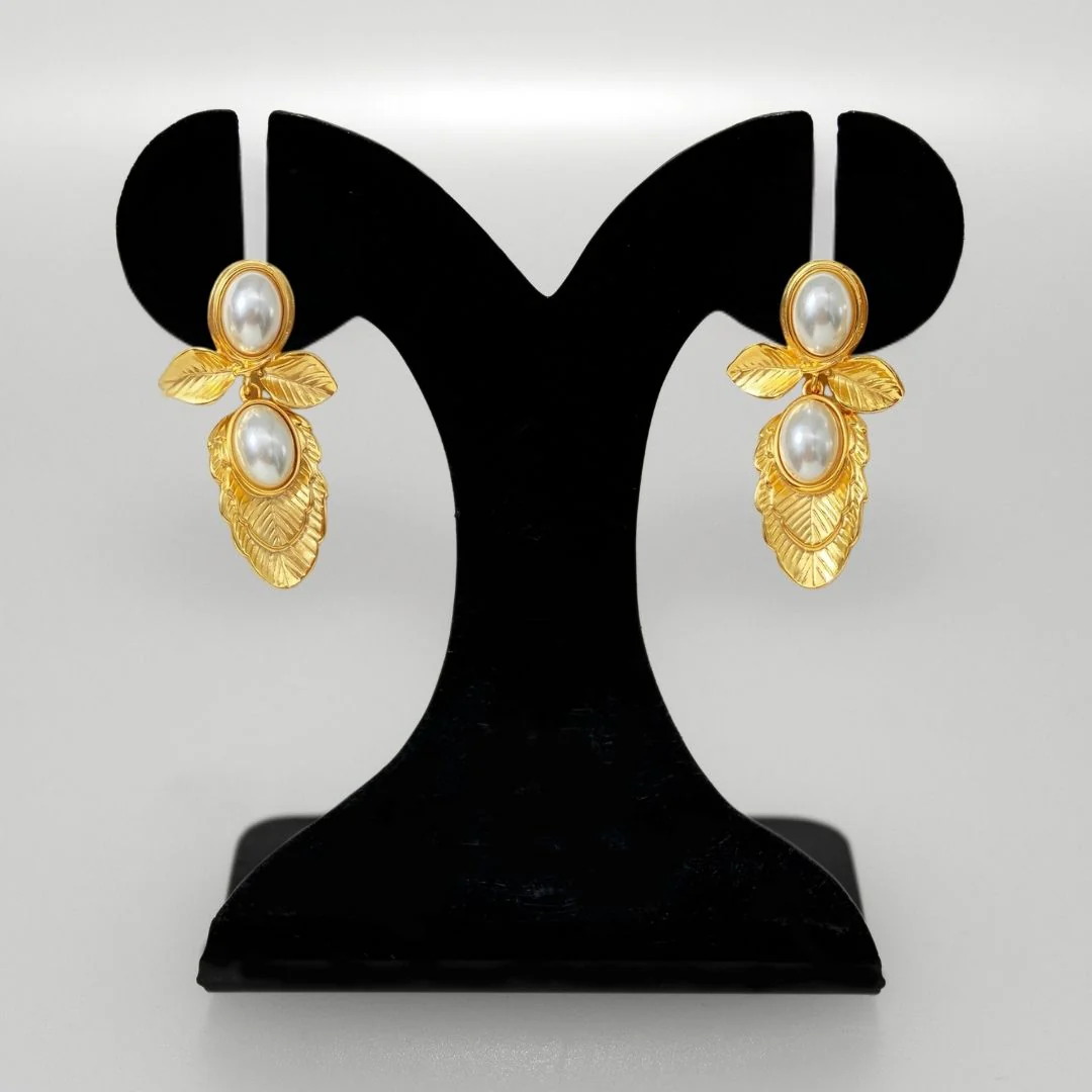 Romantic Pearl Earrings - Image 6