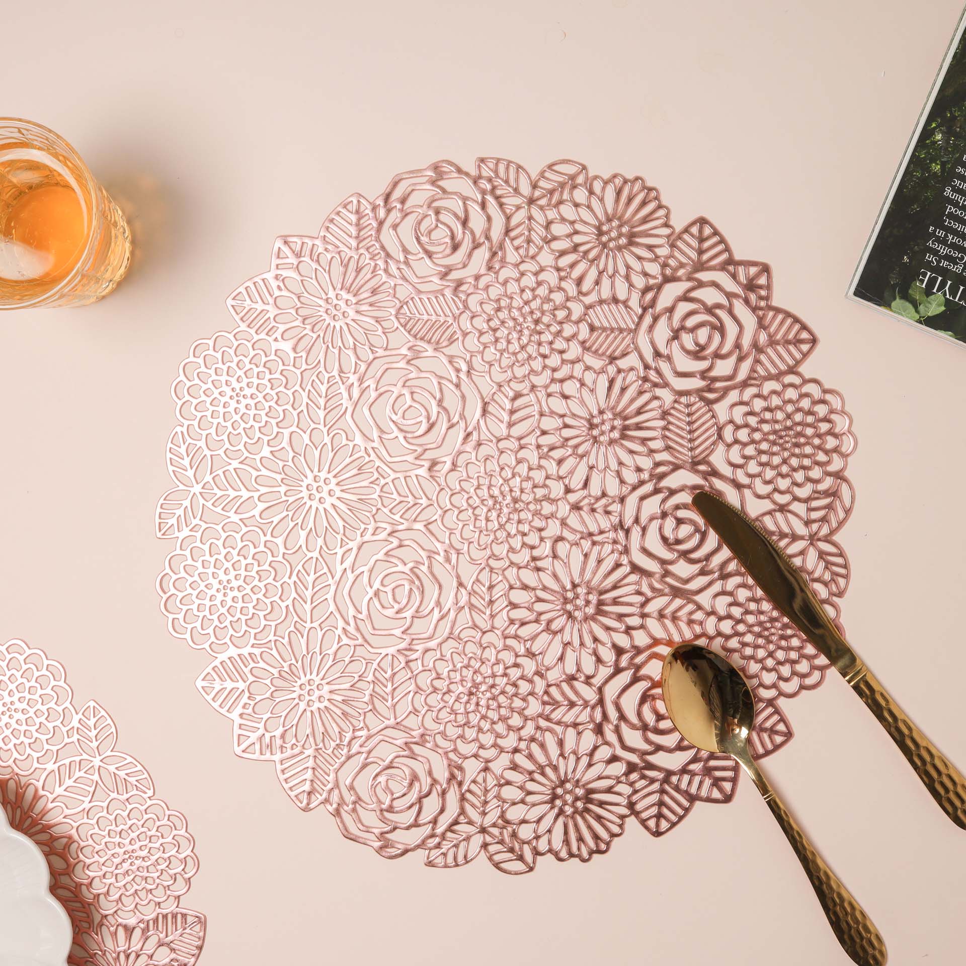 Rose Design Table Mat Set of 2 - Image 8
