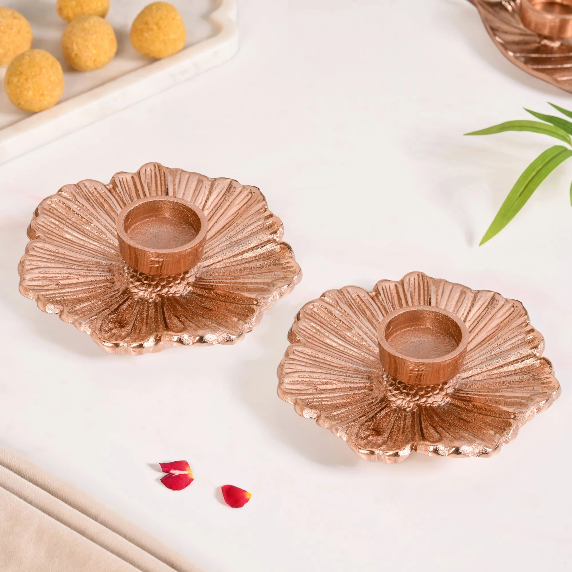 Rose Gold Tealight Candle Holder Set Of 2 In Festive Gift Box - Image 8
