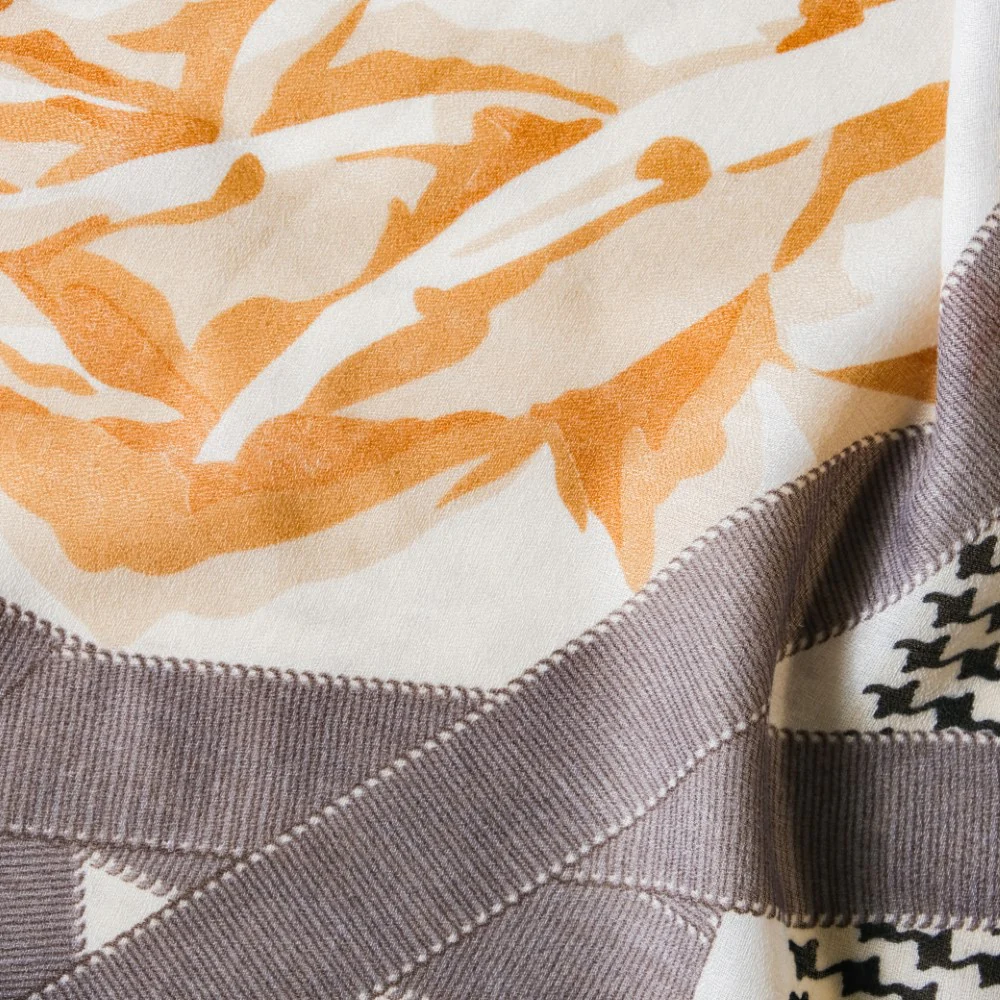Rose Houndstooth Printed Winter Scarf - Image 5