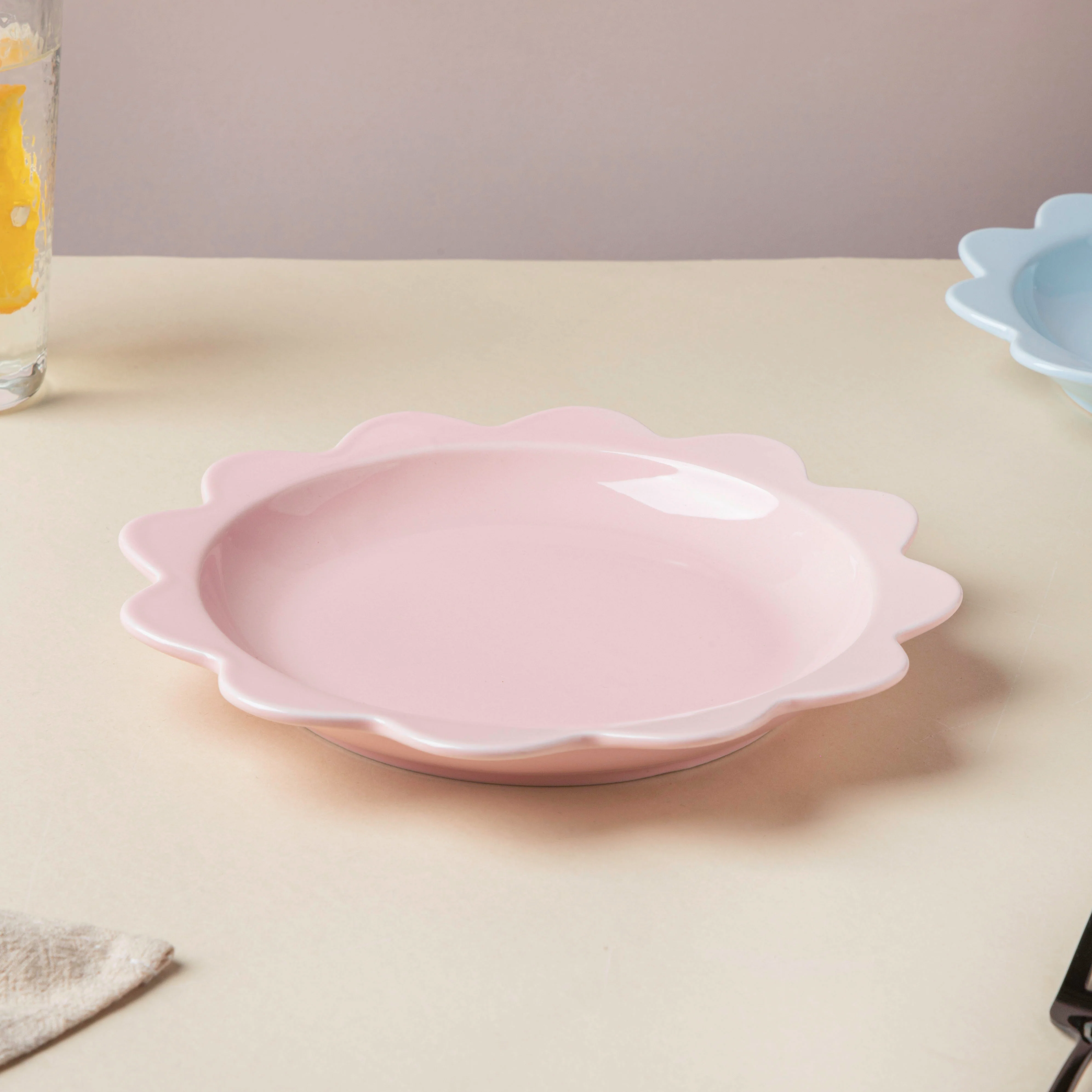 Rosette Ceramic Snack Plate Pink 8.5 Inch - Image 3