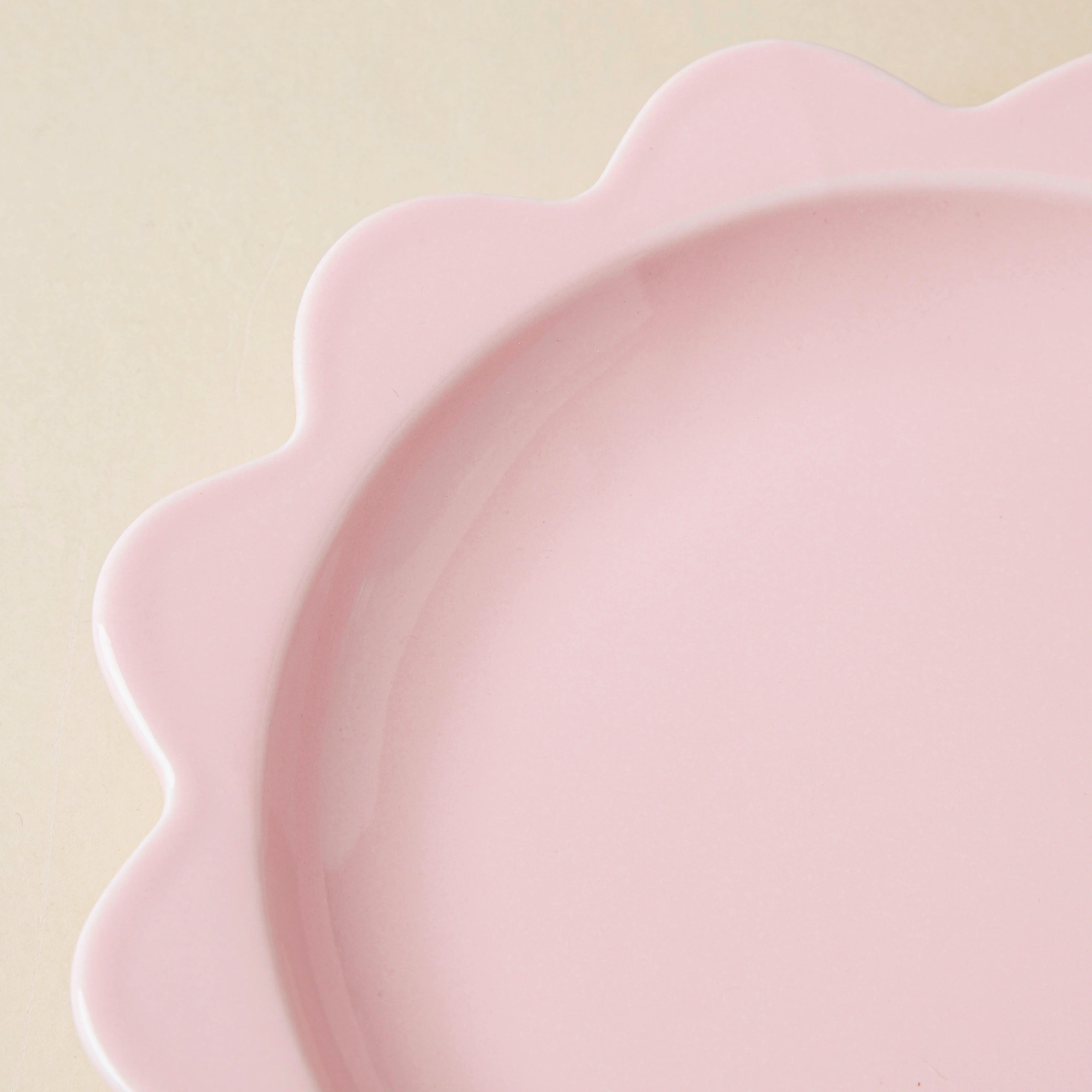 Rosette Ceramic Snack Plate Pink 8.5 Inch - Image 5