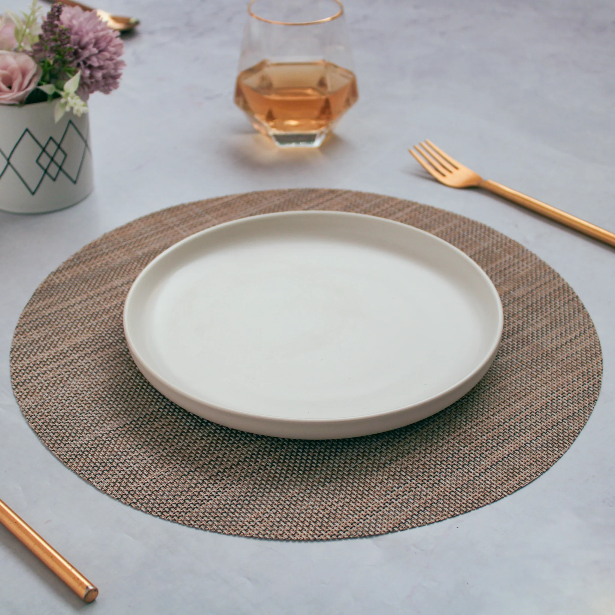 Round Placemat Brown Grey Set of 4 - Image 6