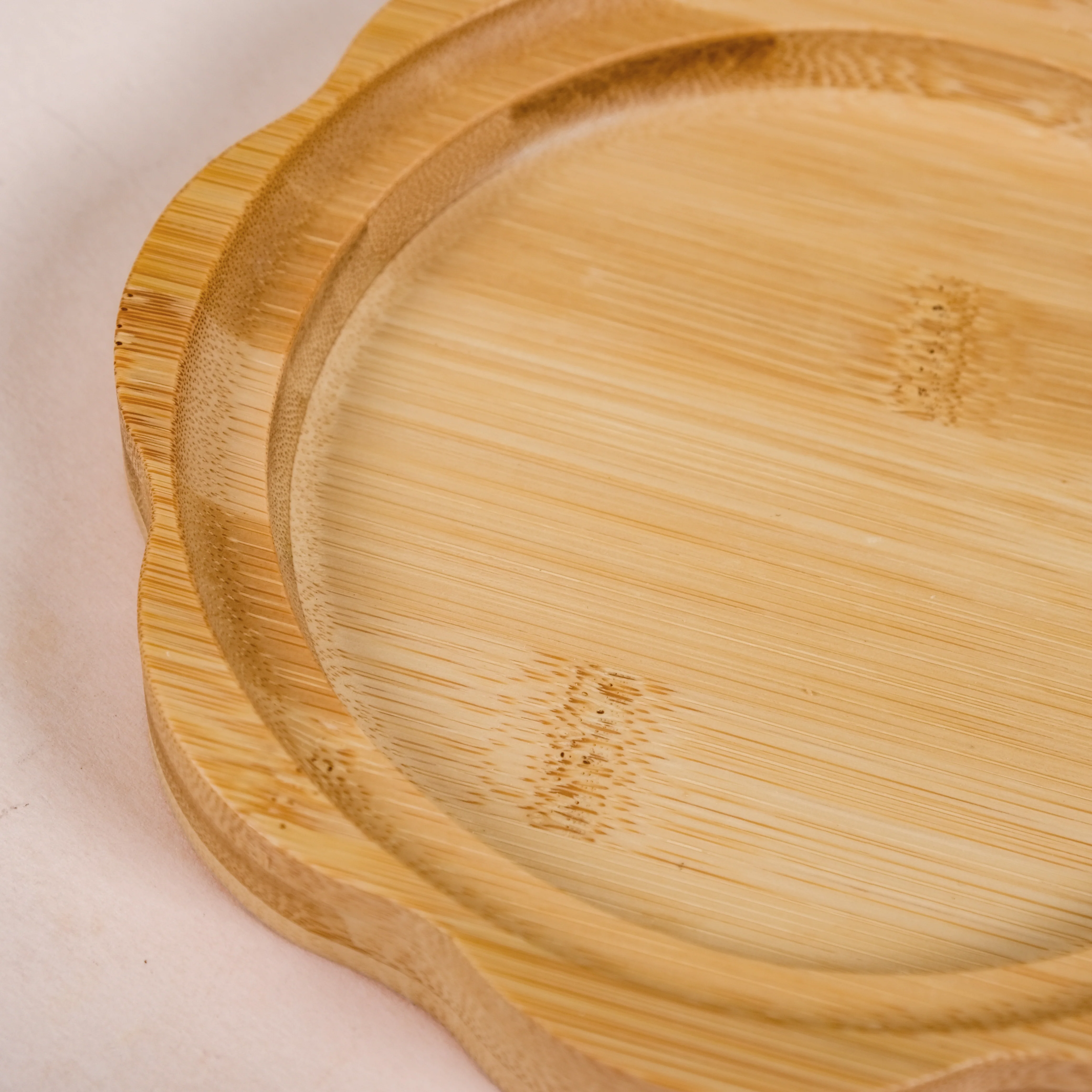 Round Wooden Dish With Fluted Texture Ceramic Lid - Image 8