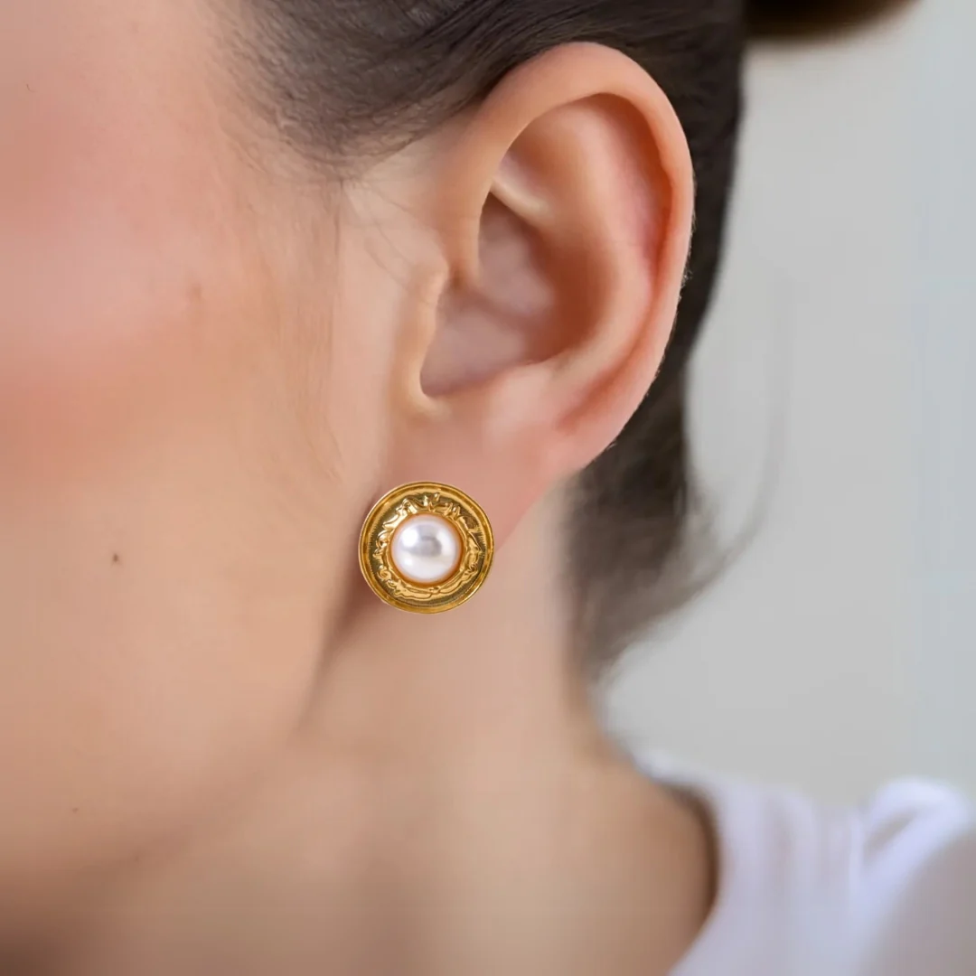 Royal Gold Embossed Pearl Stud - Image 5