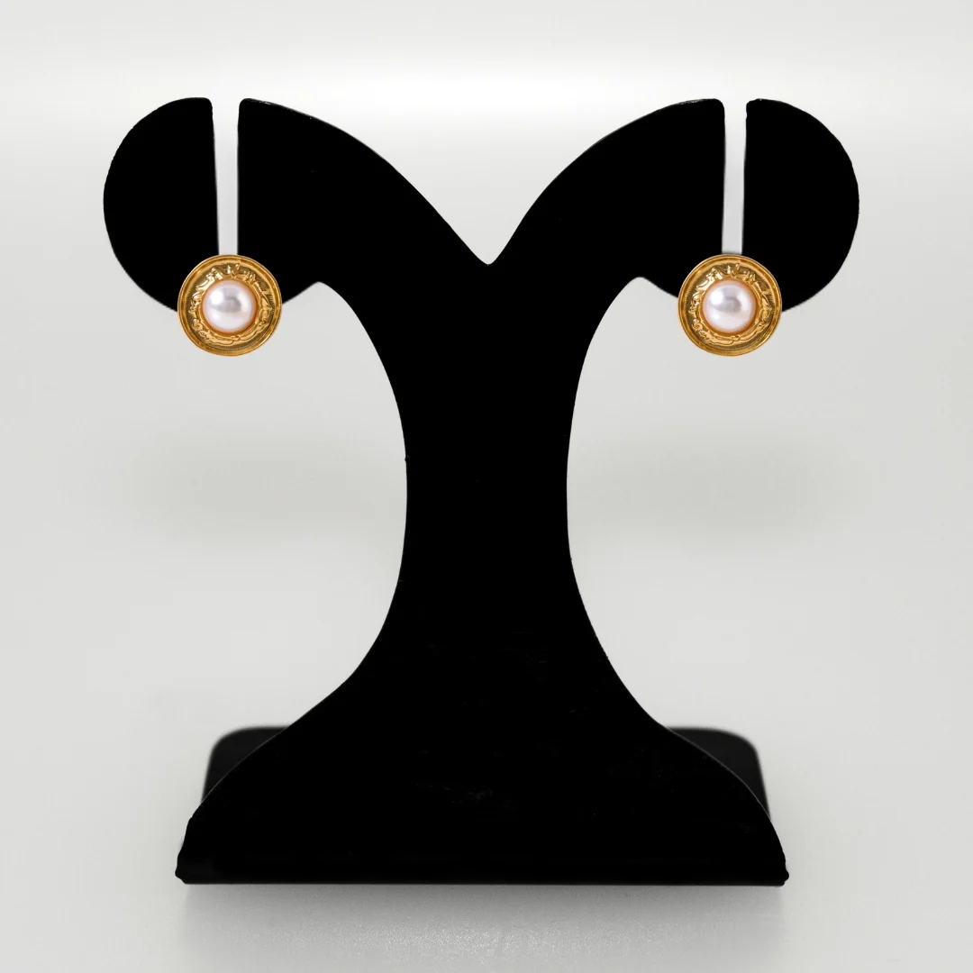 Royal Gold Embossed Pearl Stud - Image 6