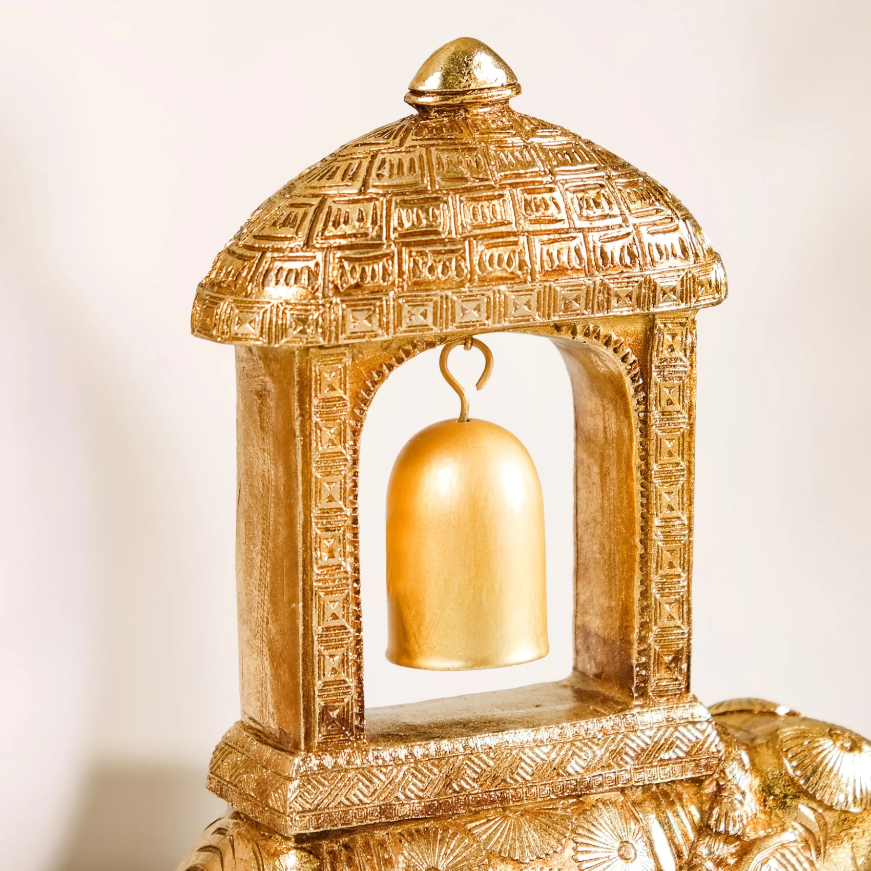 Royal Wedding Elephant With Bell Showpiece Gold - Image 6