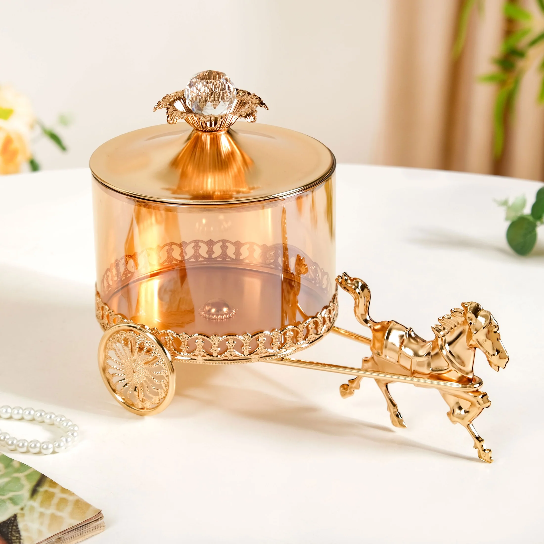 Royalcore Carriage Candy Jar - Image 8