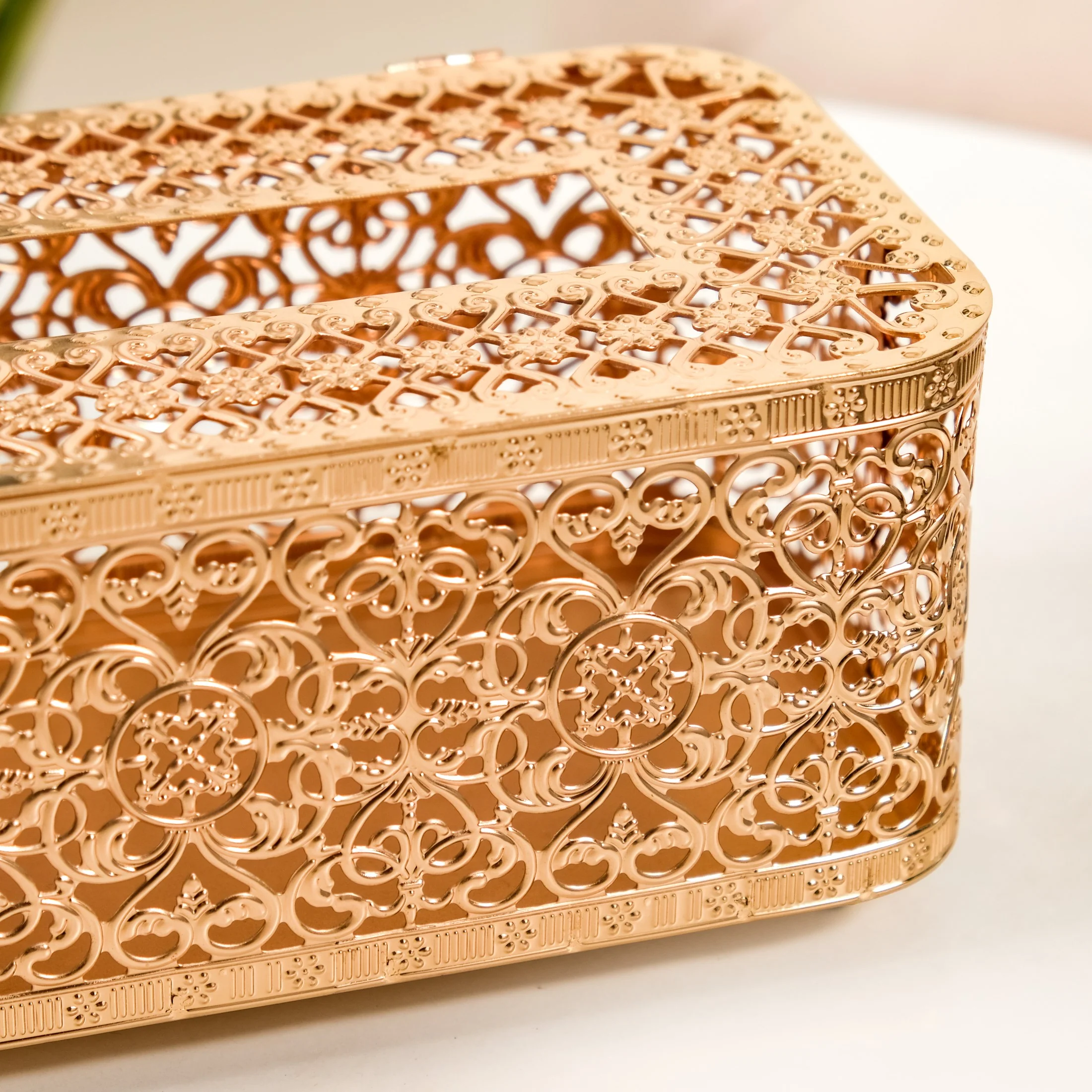 Royalcore Decorative Tissue Paper Holder For Dining Table - Image 7