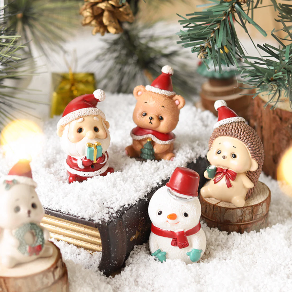 Santa Claus Figurine - Image 5