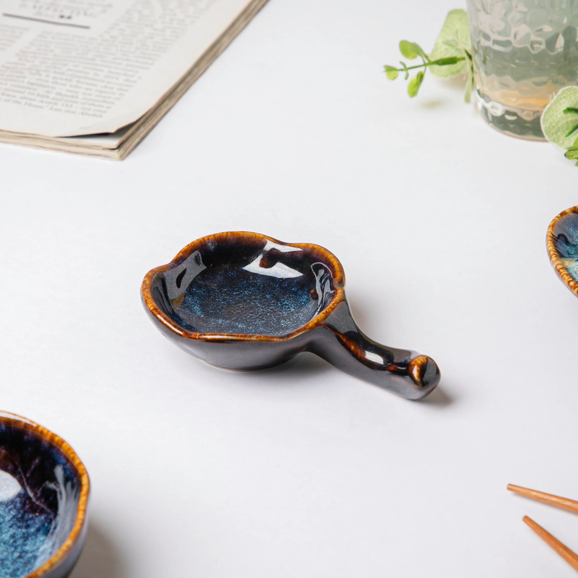 Sapphire Ceramic Dip Bowl With Chopstick Rest - Image 2