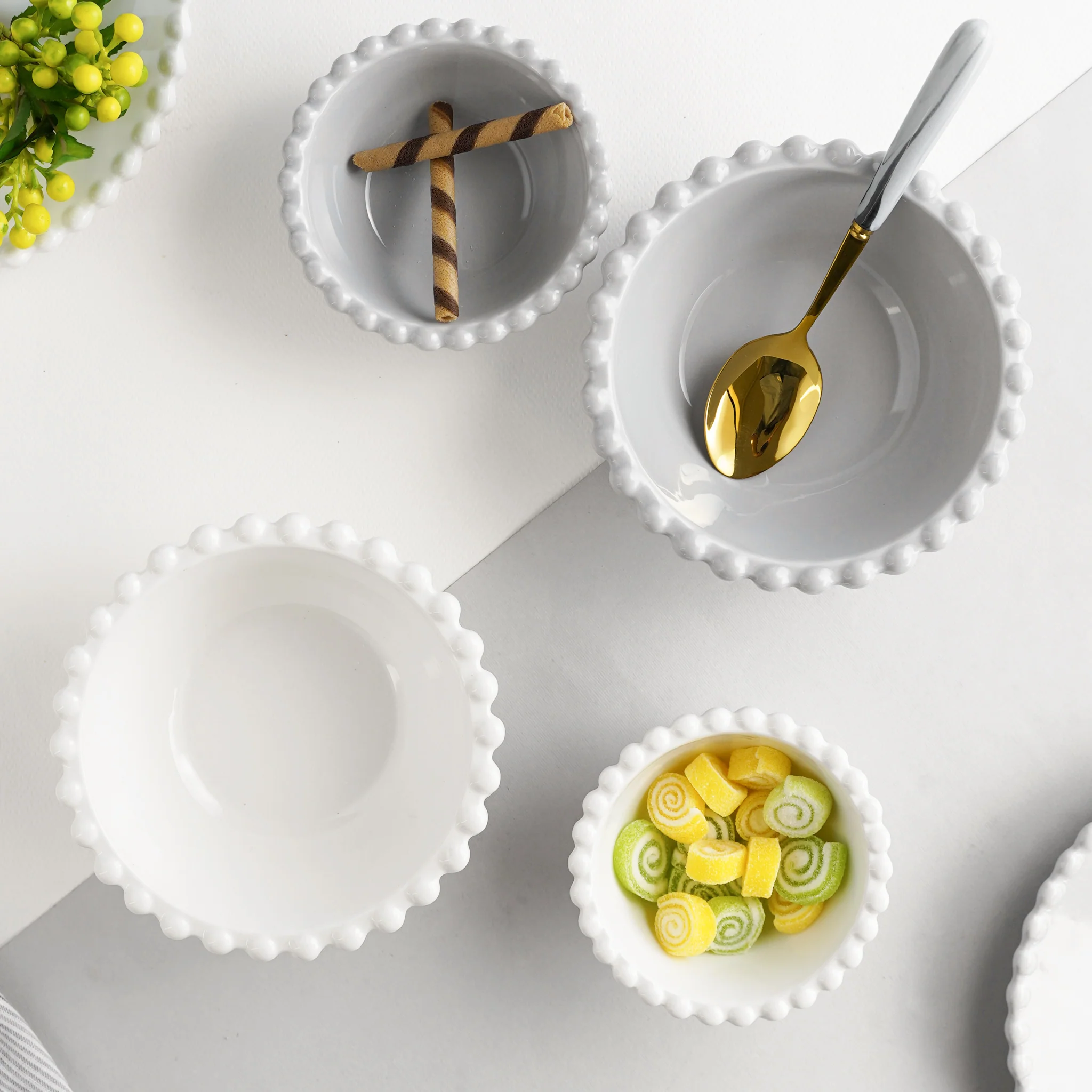 Scalloped Bowl Round