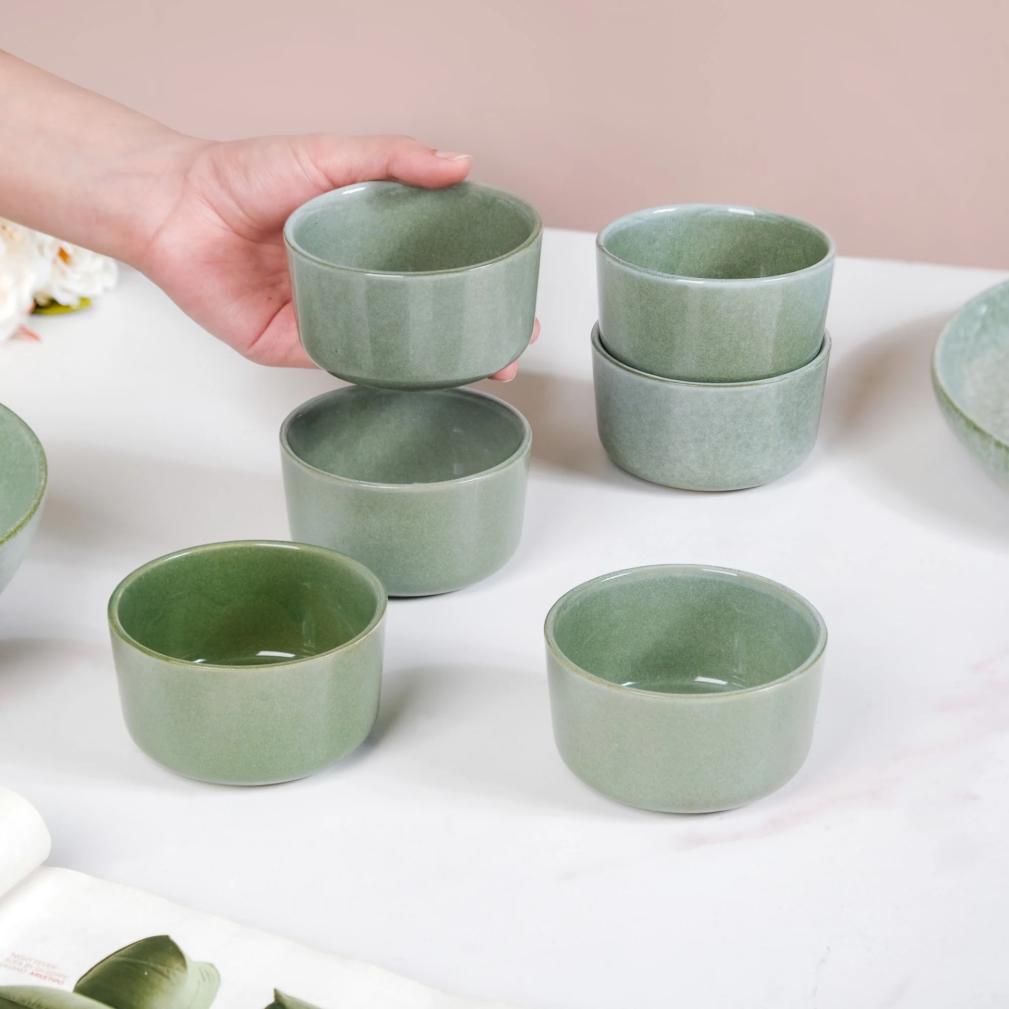 Sera Sage Green 14 Piece Ceramic Dinner Set For 6 - Image 6