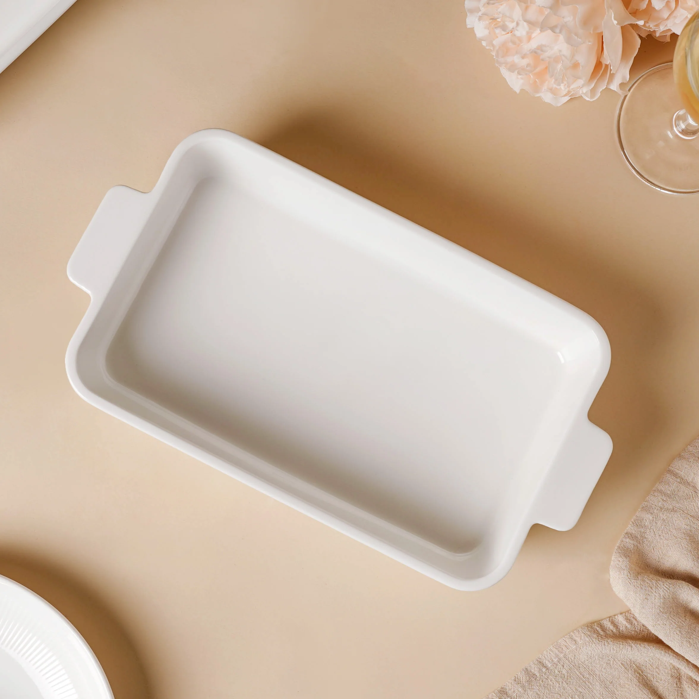 Serena Lily White Ceramic Ribbed Baking Plate Large - Image 4