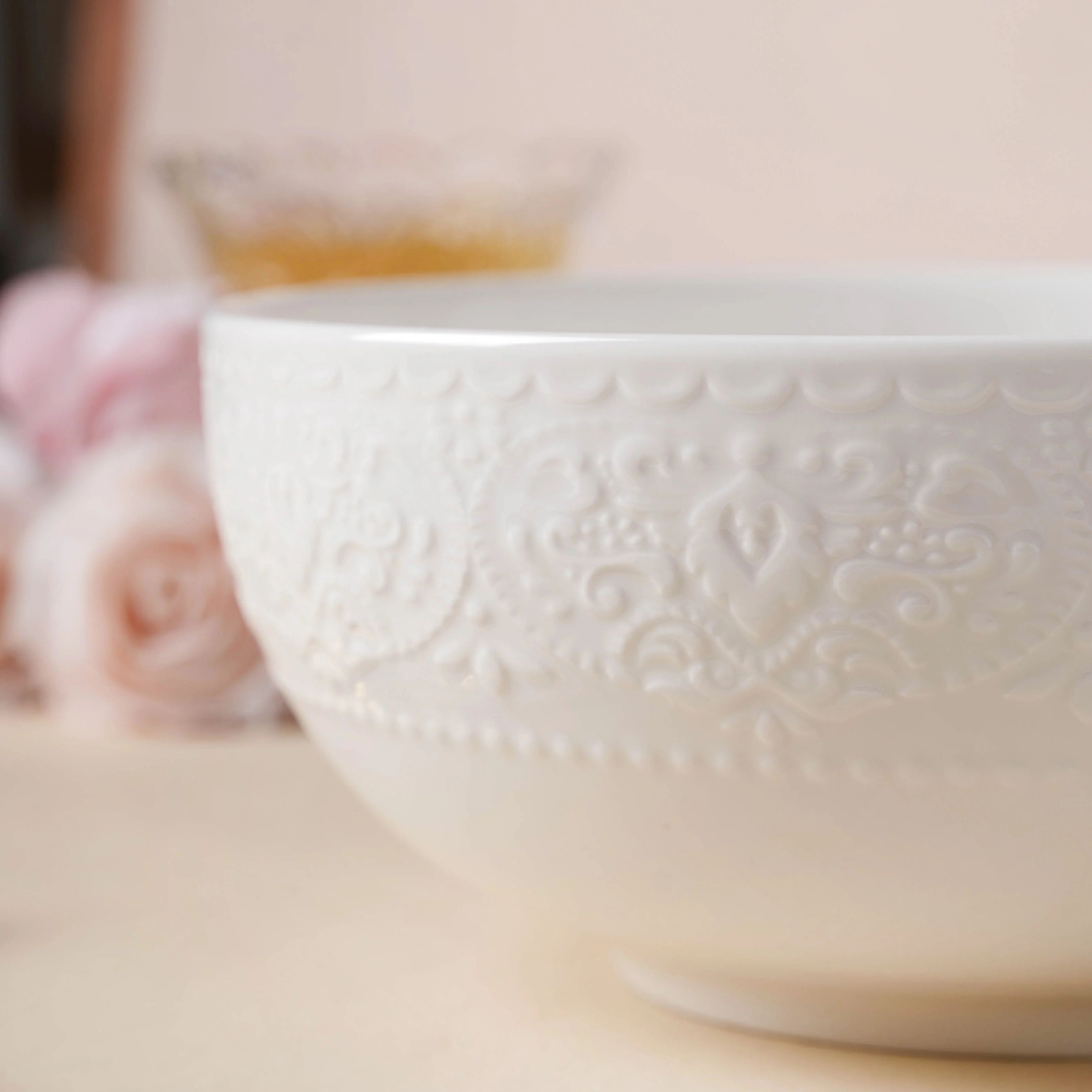 Serena Pearly White Serving Bowl 8 Inch 1500 ml - Image 4