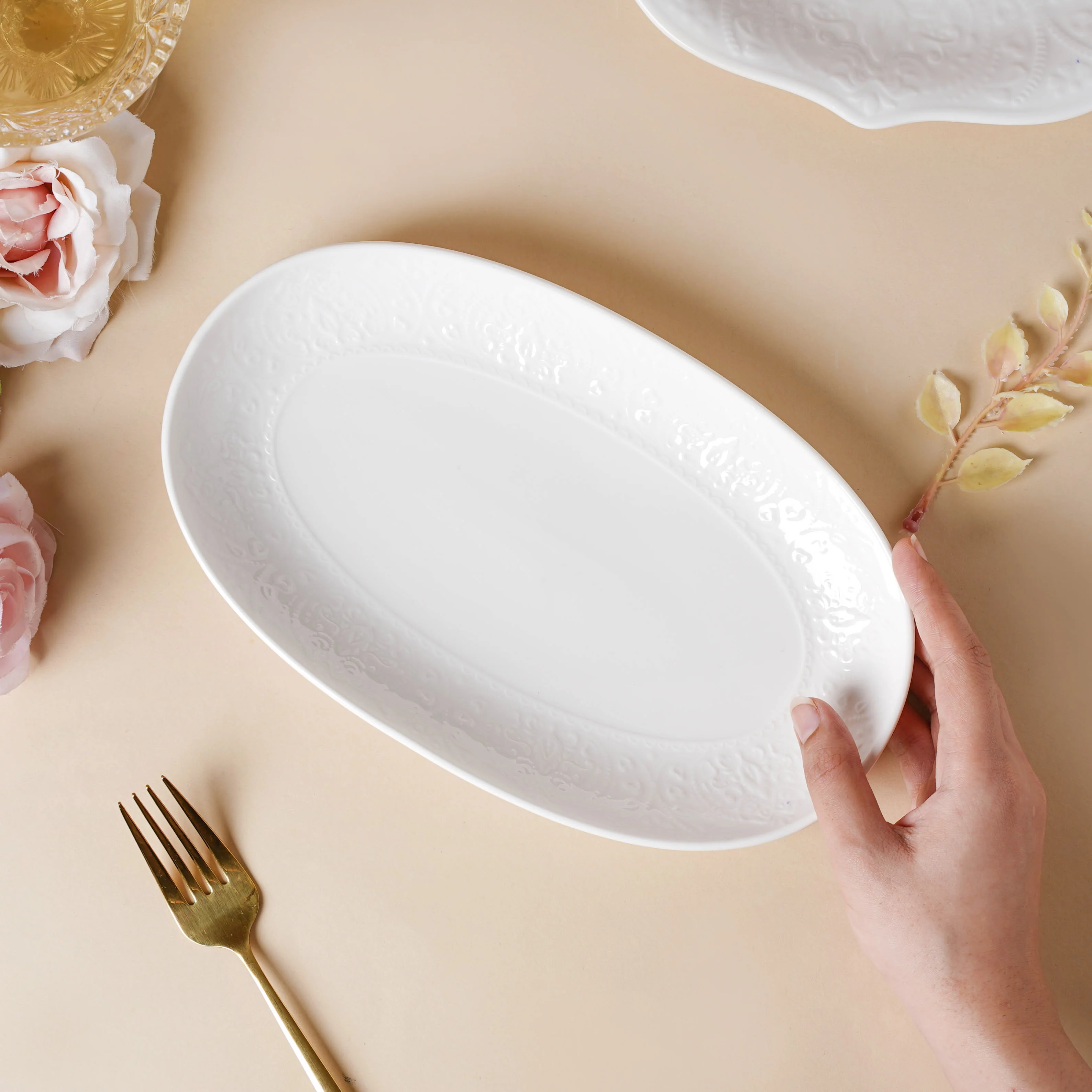 Serena Snowy White Floral Oval Platter - Image 2