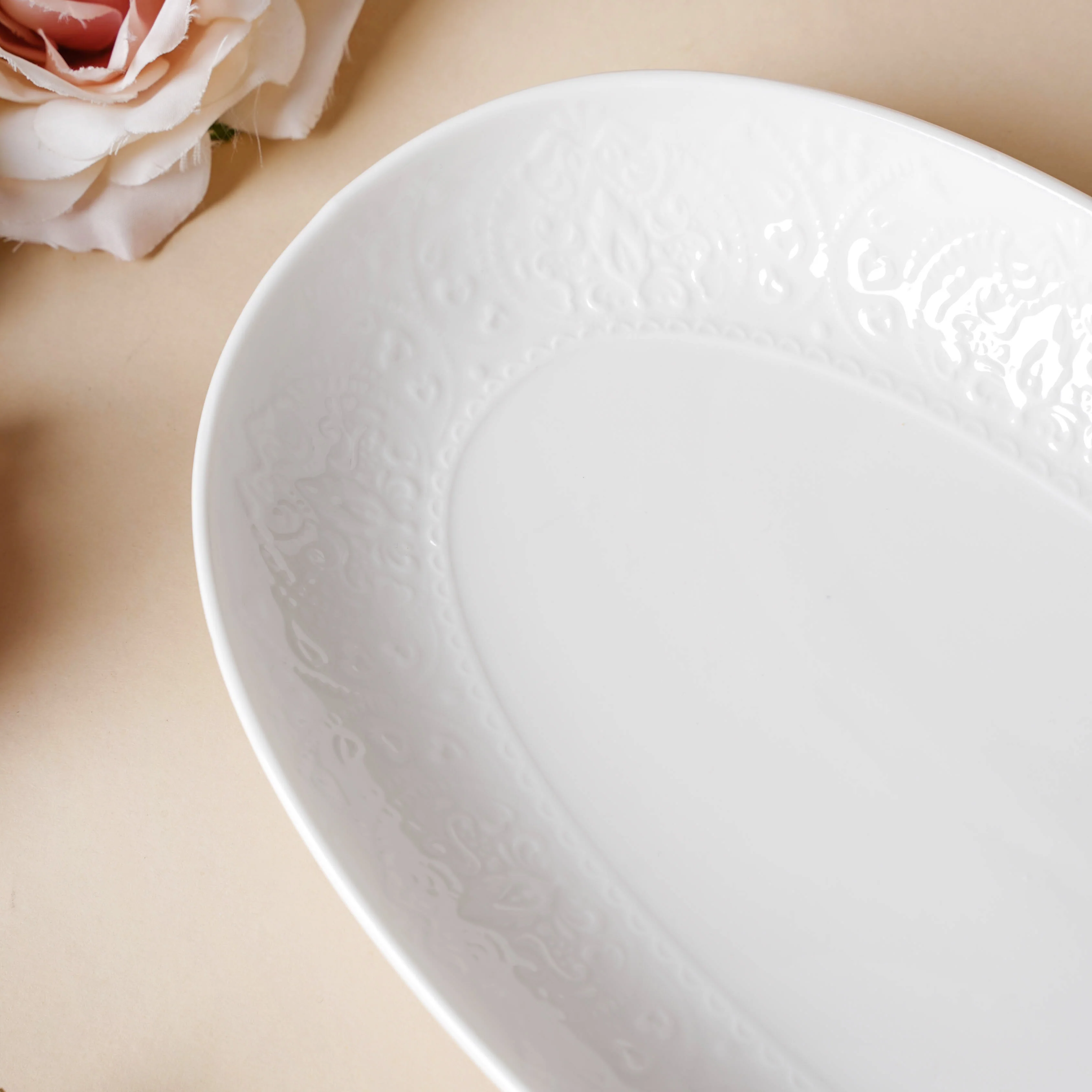 Serena Snowy White Floral Oval Platter - Image 5