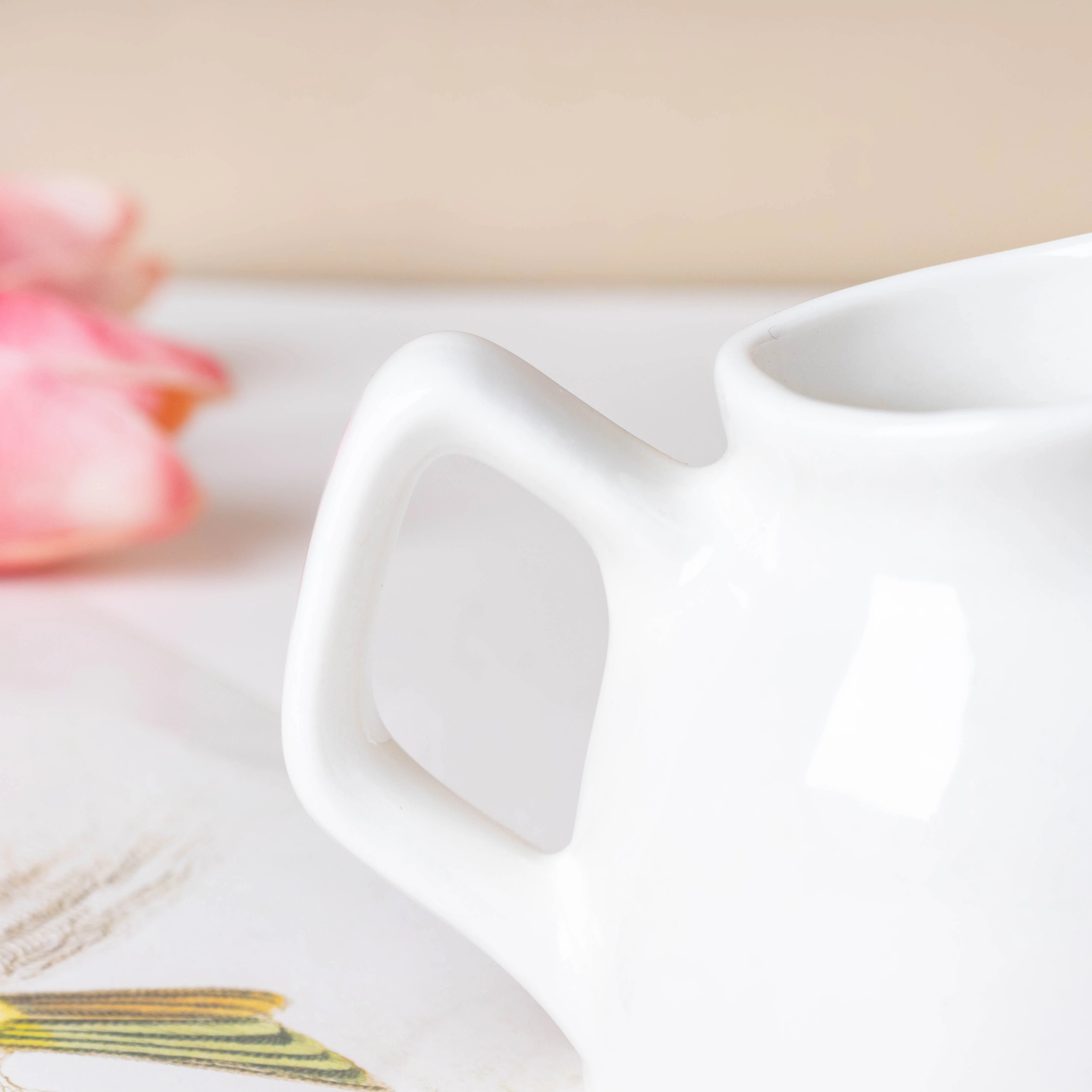 Serena White Truffle Milk Pot With Handle Small 100 ml - Image 6