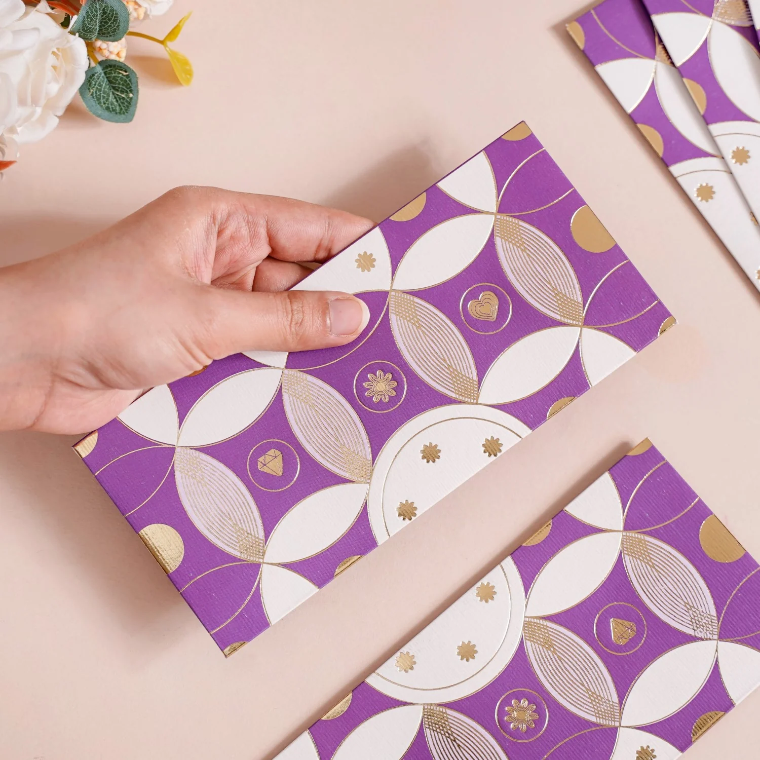 Set Of 12 Luxury Gifting Envelope For Weddings And Birthdays Purple - Image 3