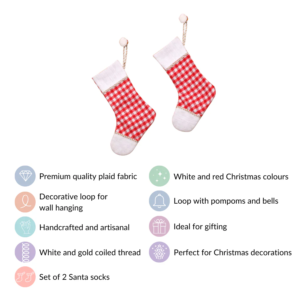 Set Of 2 Festive Stockings - Image 4