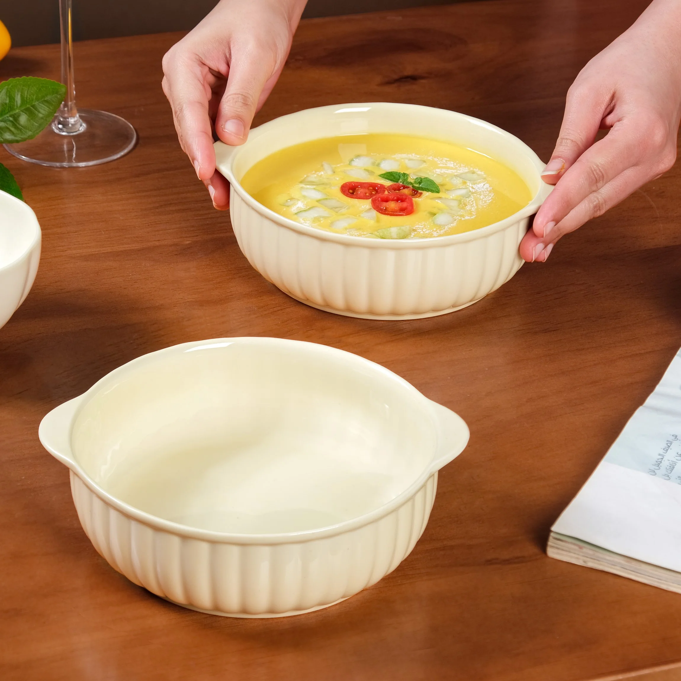 Set Of 2 Glossy Ceramic Bowls For Serving 800ml - Image 2