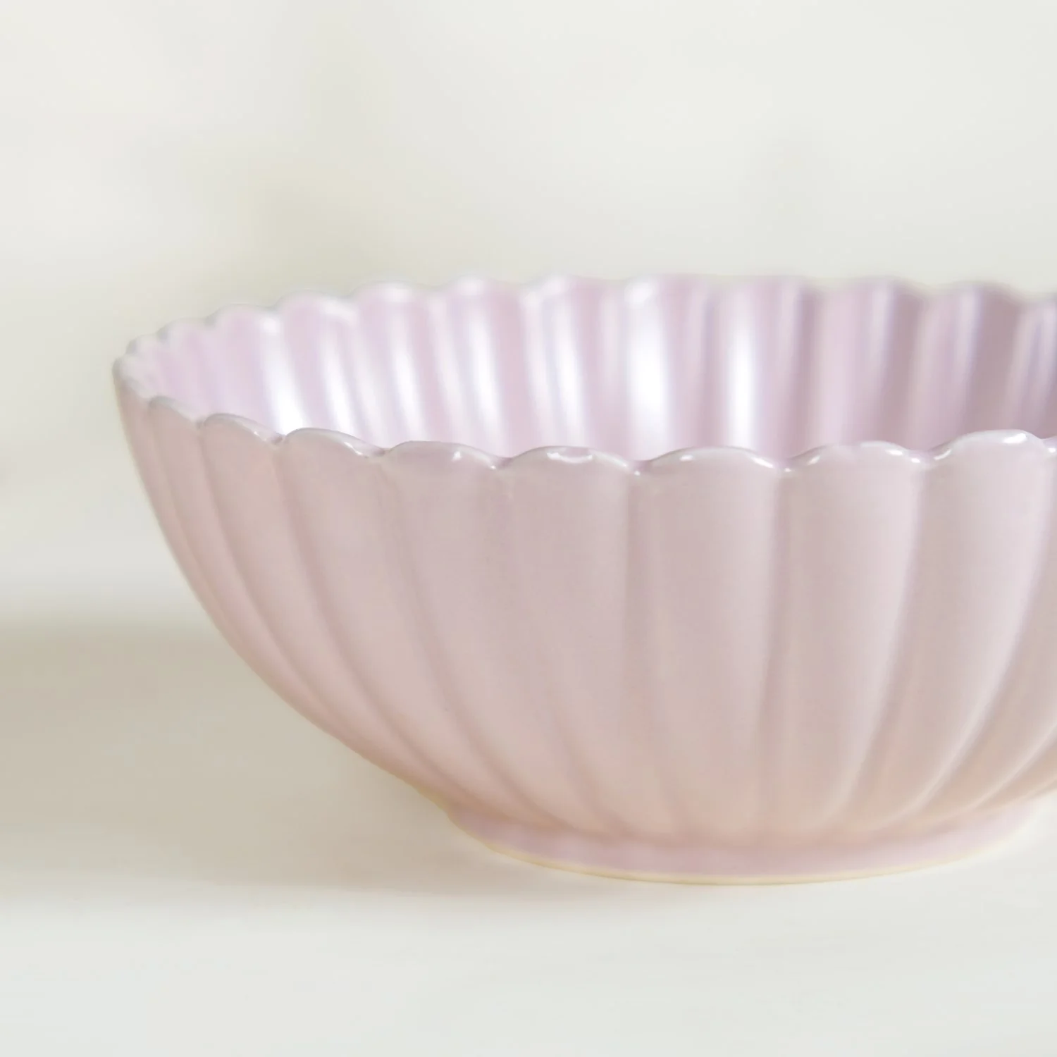 Set Of 2 Large Lilac Scallop Serving Bowls 1000ml - Image 10