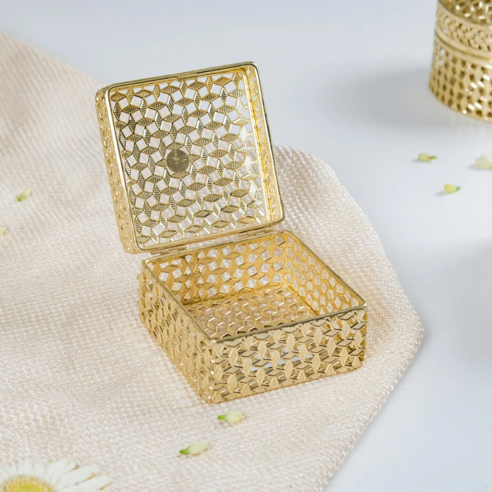 Set of 2 Vintage Jewellery Box Gold - Image 17