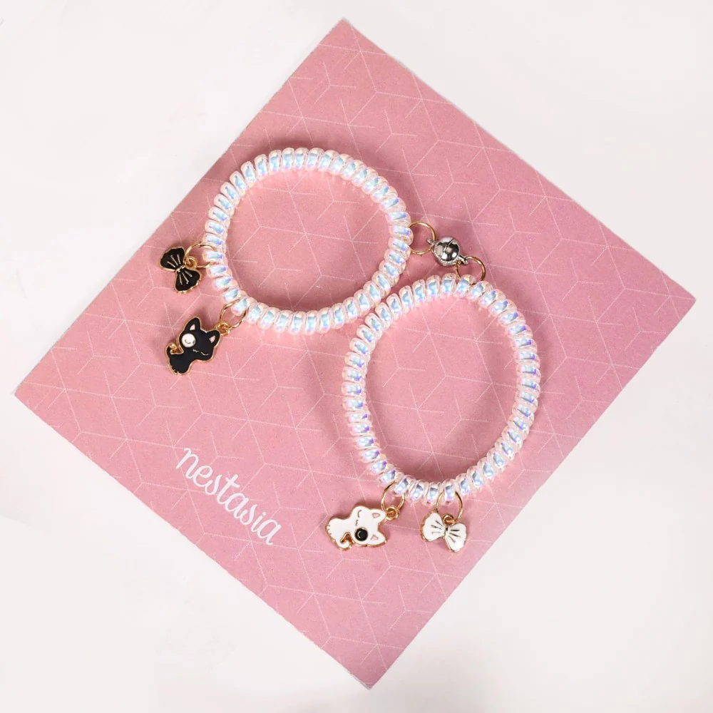 Set Of 2 Winking Kitten And Bow Charm Bracelet - Image 5