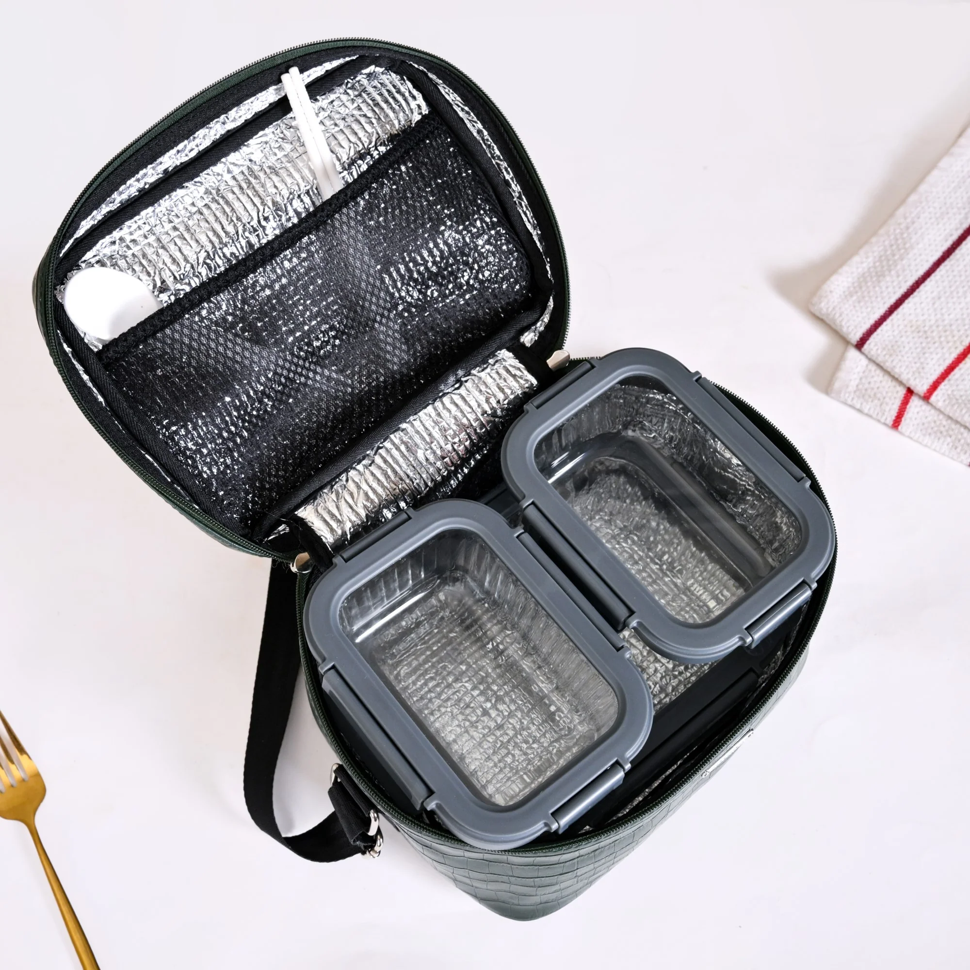 Set of 3 Lunch Box Lunch Bag Set Faux Leather Green - Image 8
