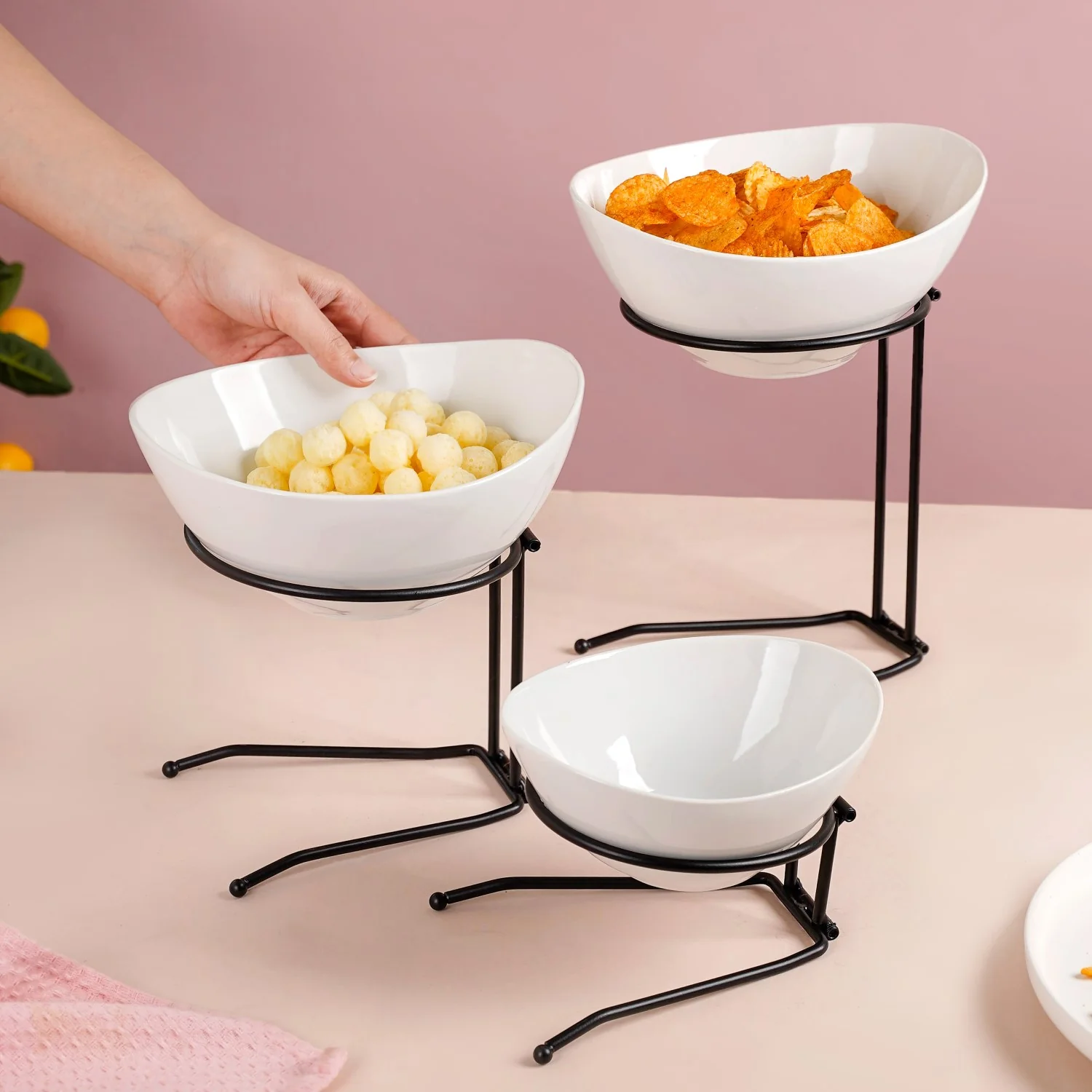 Set Of 3 Serving Bowls With Stands - Image 2