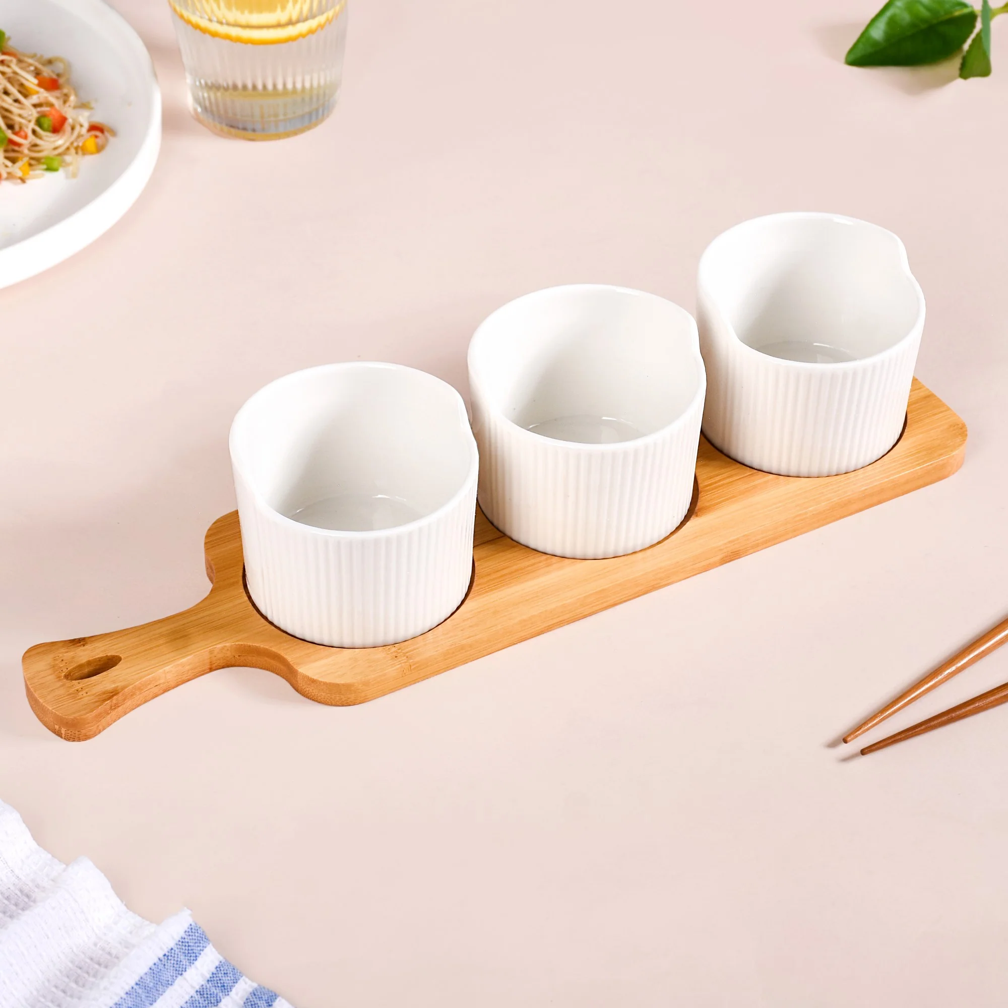 Set Of 3 Small Ceramic Bowls With Wooden Tray 180ml - Image 2