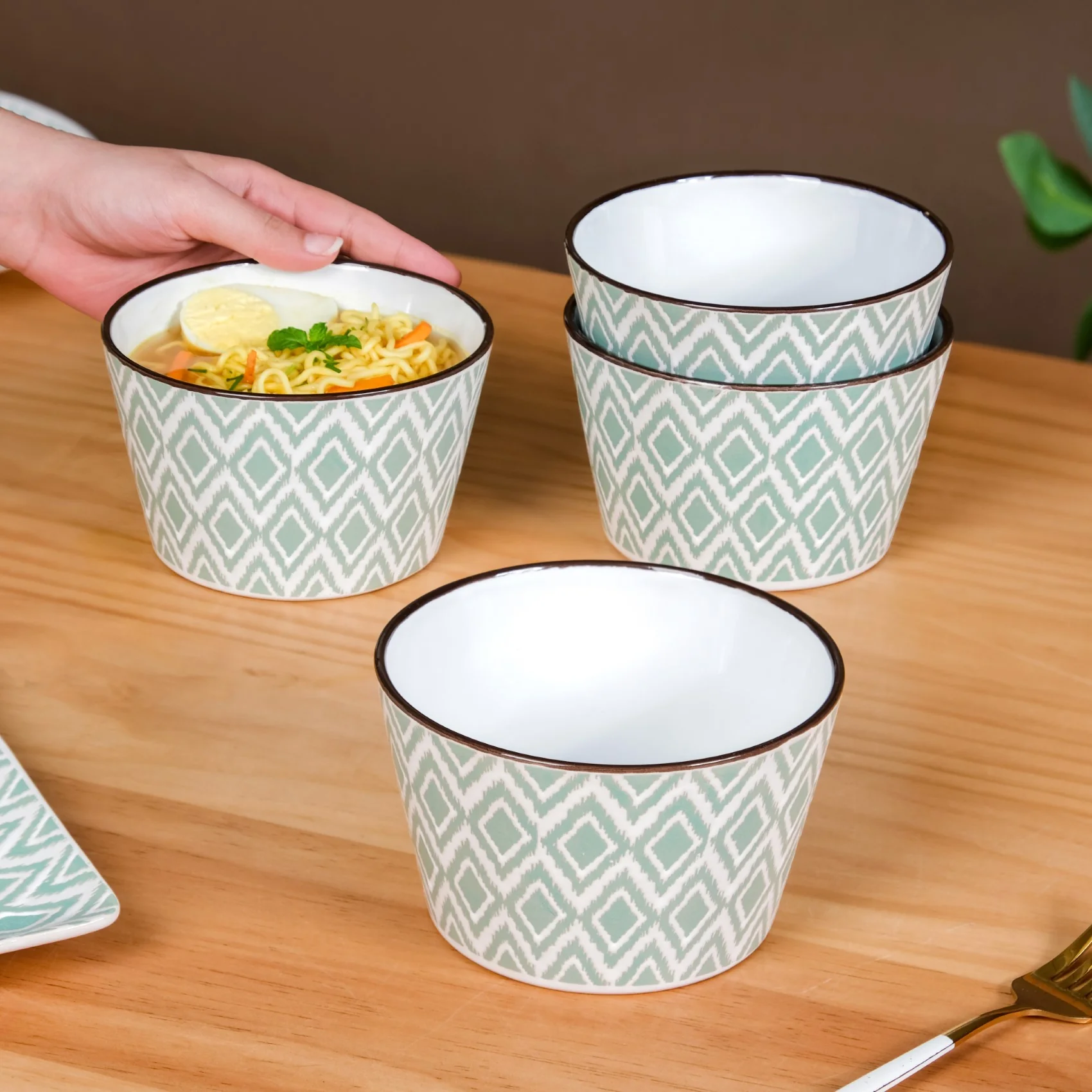 Set Of 4 Kaleido Serving Bowl Green 650ml - Image 3