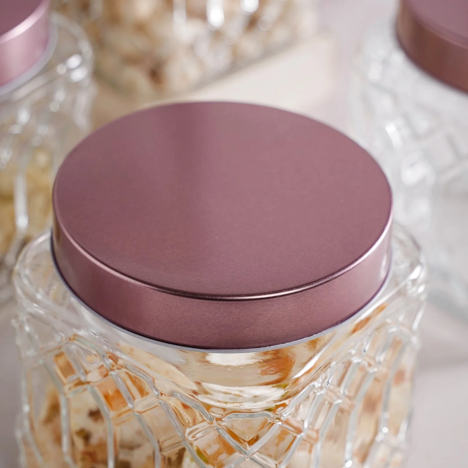 Set Of 4 Kitchen Square Glass Jars With Metal Lid 850ml - Image 6