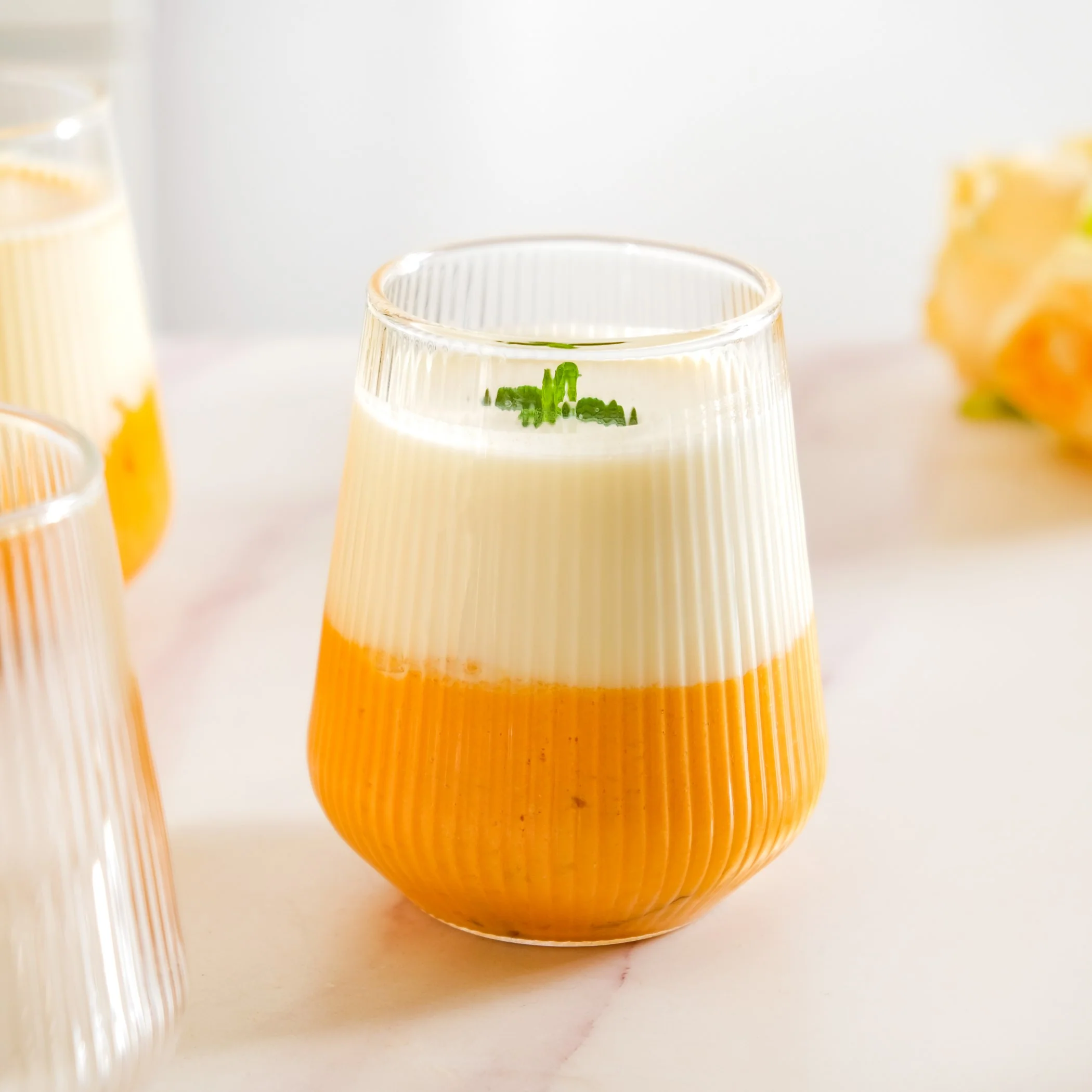 Set Of 4 Ribbed Glass 500ml - Image 5