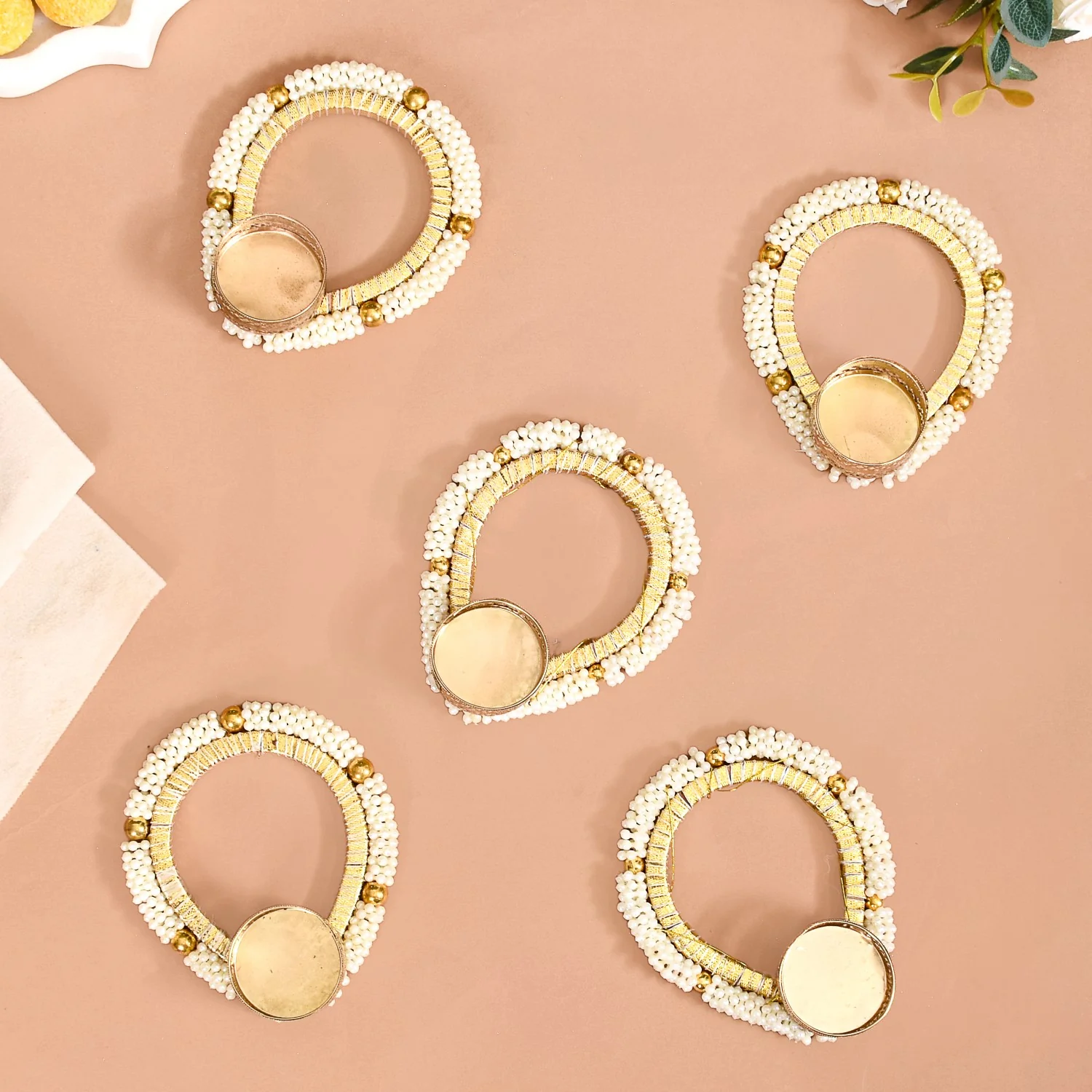 Set Of 5 Faux Pearl Clustered Tea Light Holders - Image 9