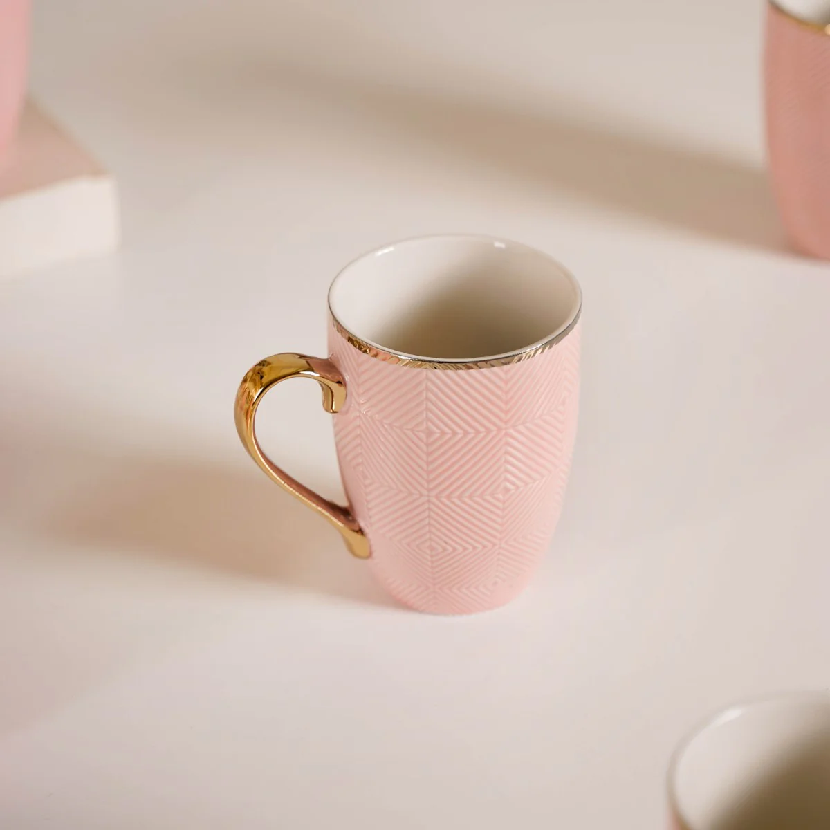 Set of 6 Pink Geometric Design Mug 330ml - Image 8