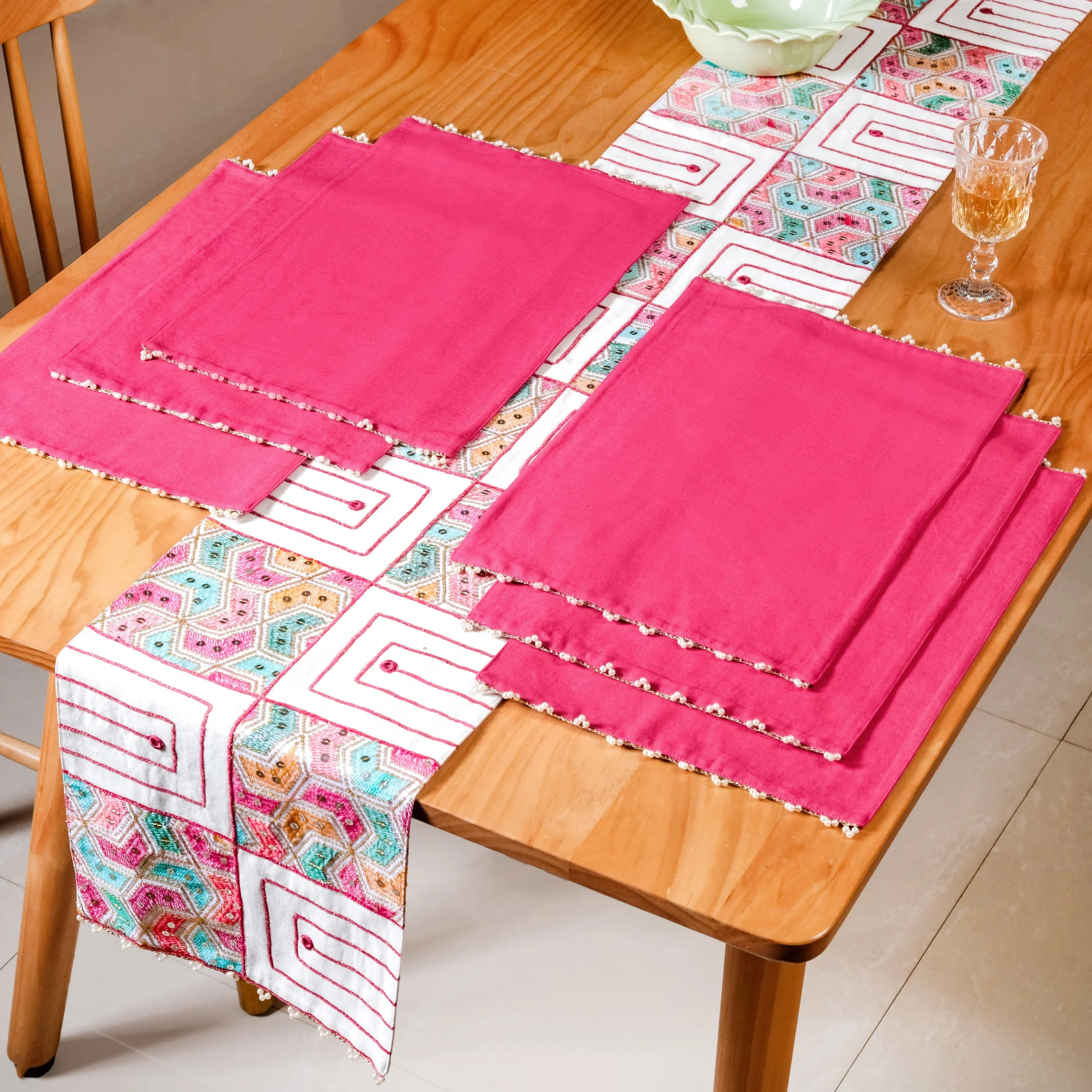 Set Of 7 Embroidered Vibrant Table Mats And Runner Set - Image 6