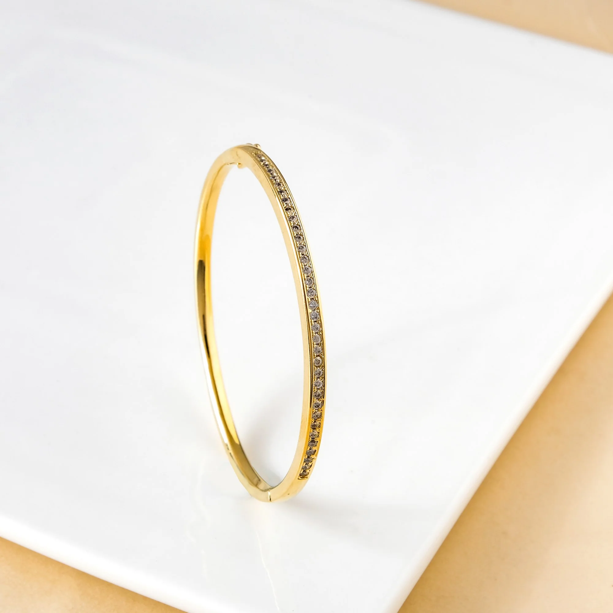 Shimmery Diamond Gold Bracelet - Image 7