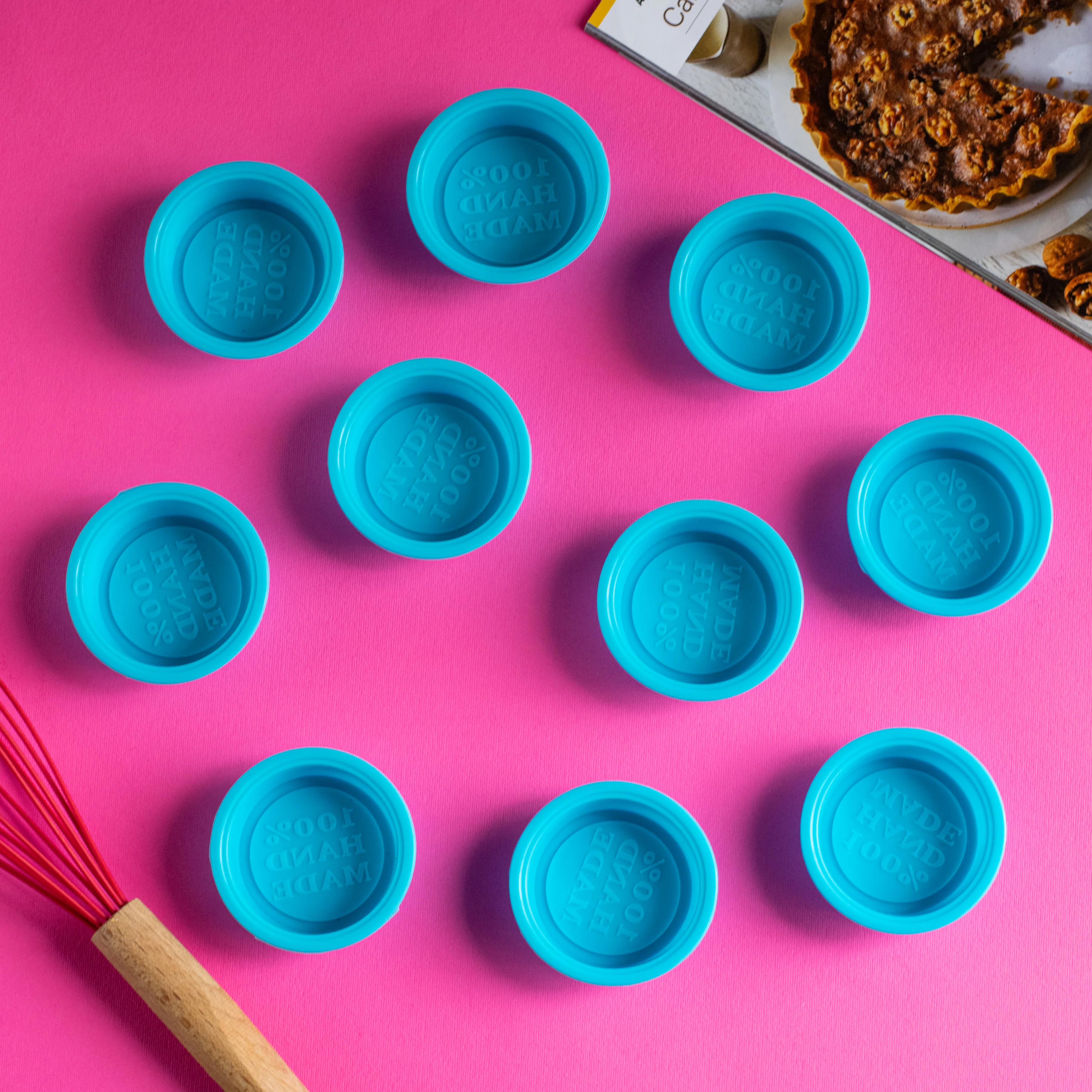 Silicone Cupcake Mould - Image 6