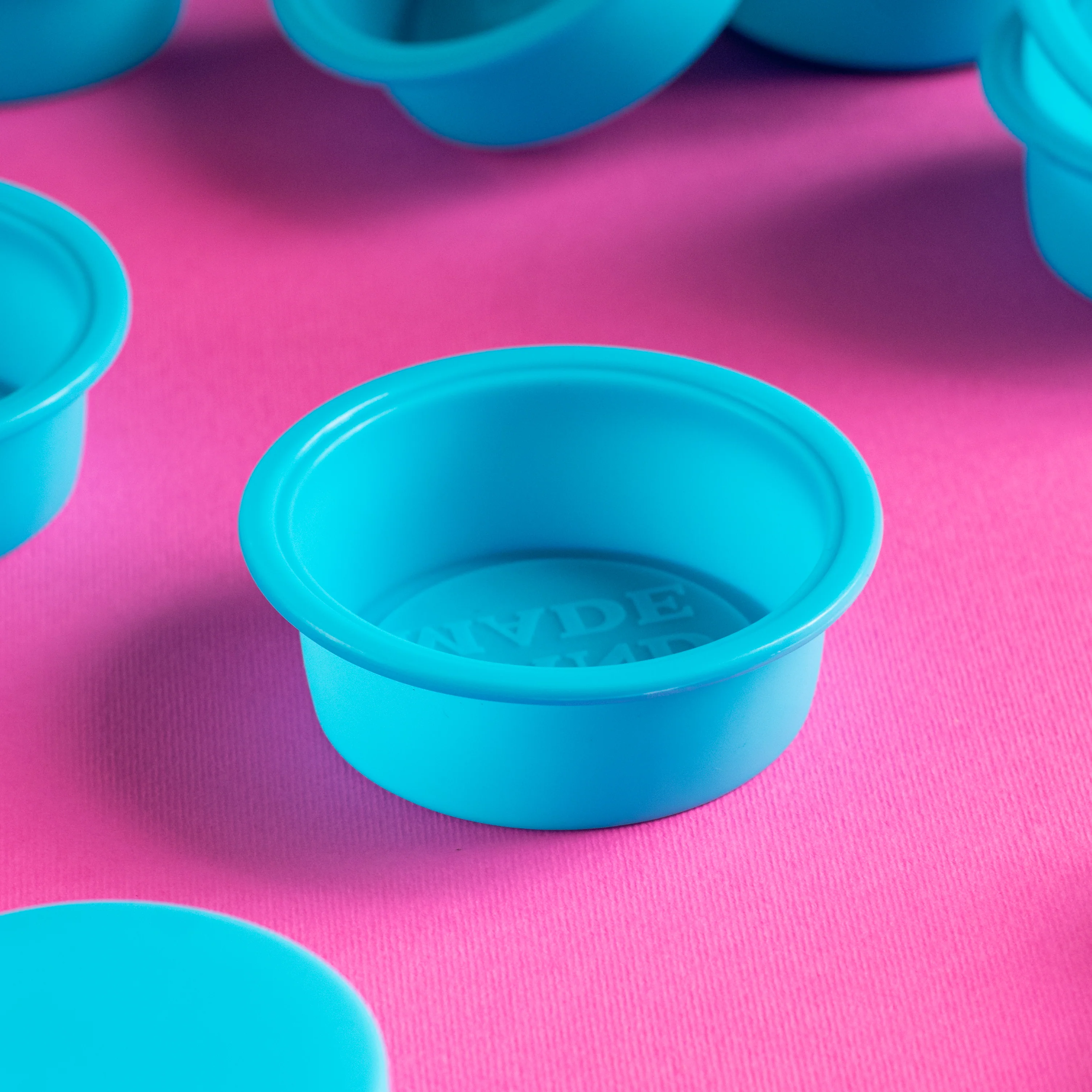 Silicone Cupcake Mould - Image 7