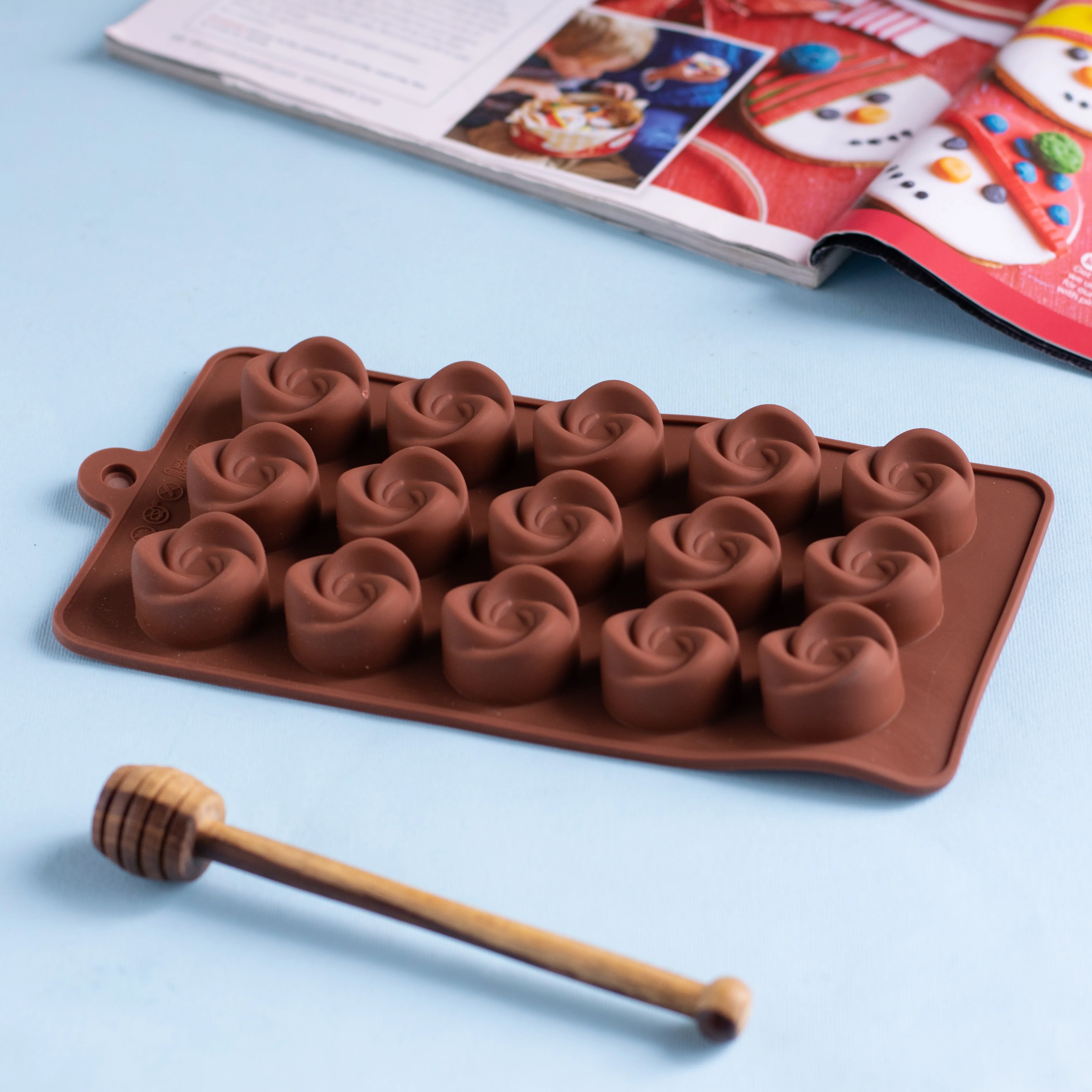 Silicone Mould For Cupcake Decoration - Image 5