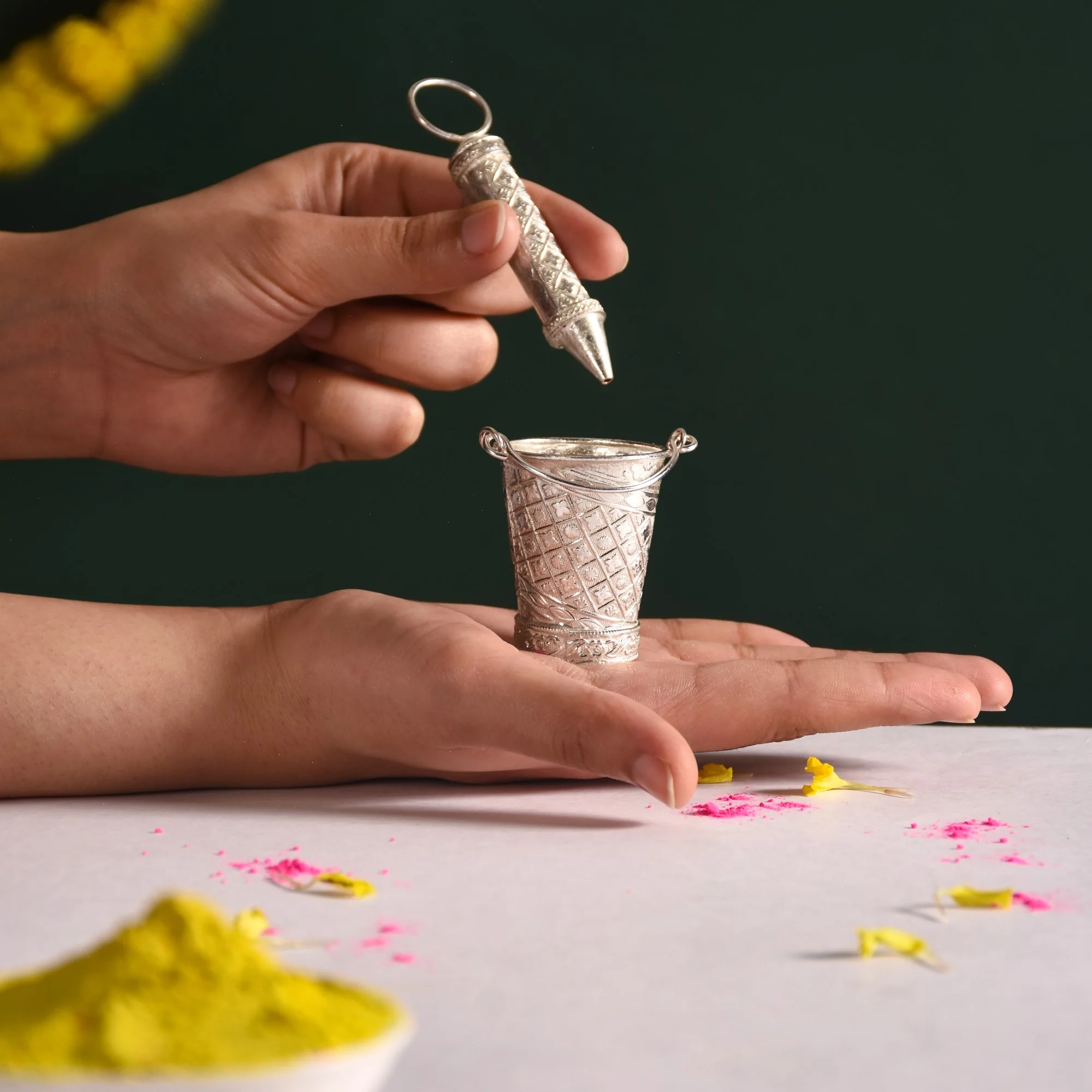 Silver Holi Mini Pichkari And Bucket Set Of 2 With Gift Box - Image 4