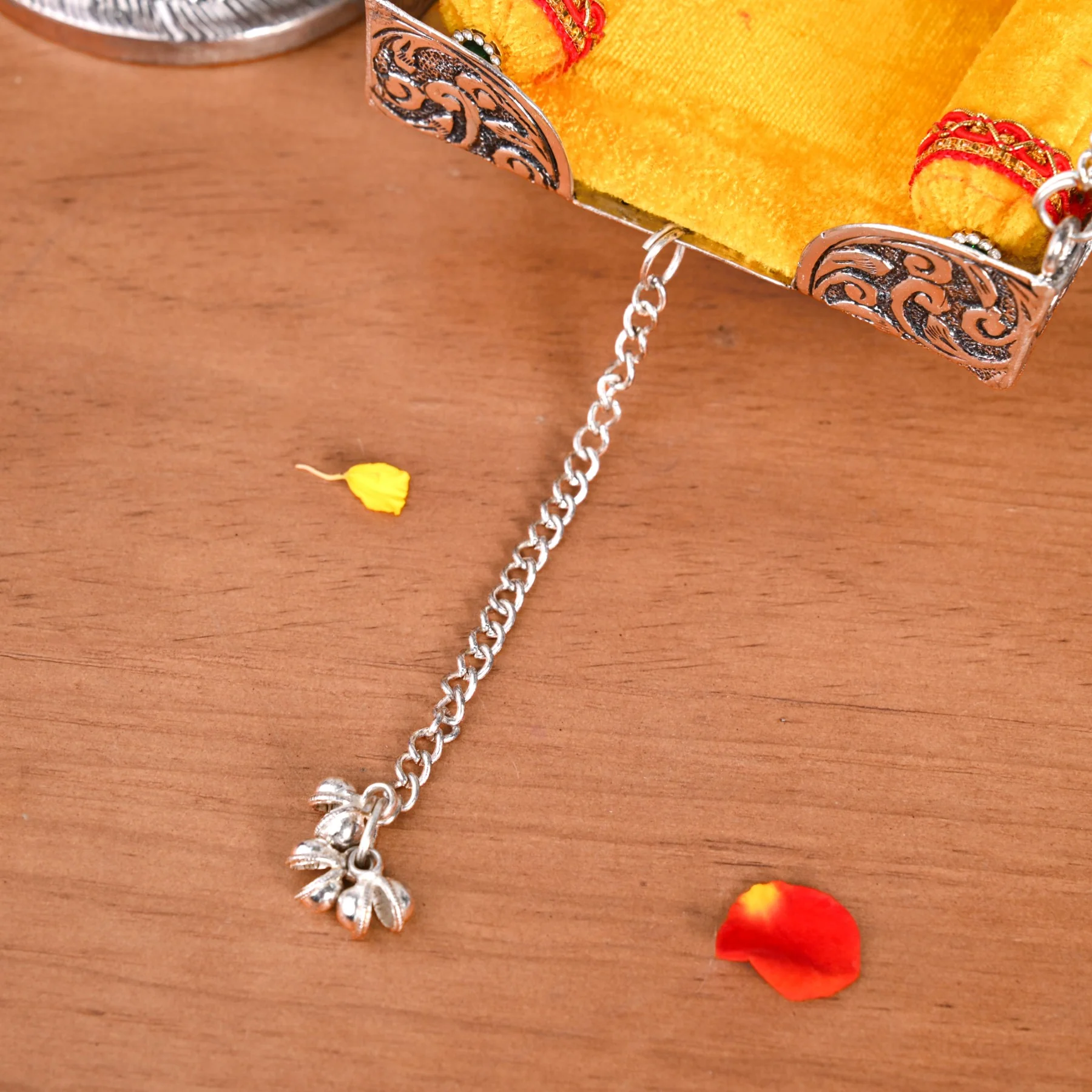 Silver Jhula For Laddu Gopal - Image 6