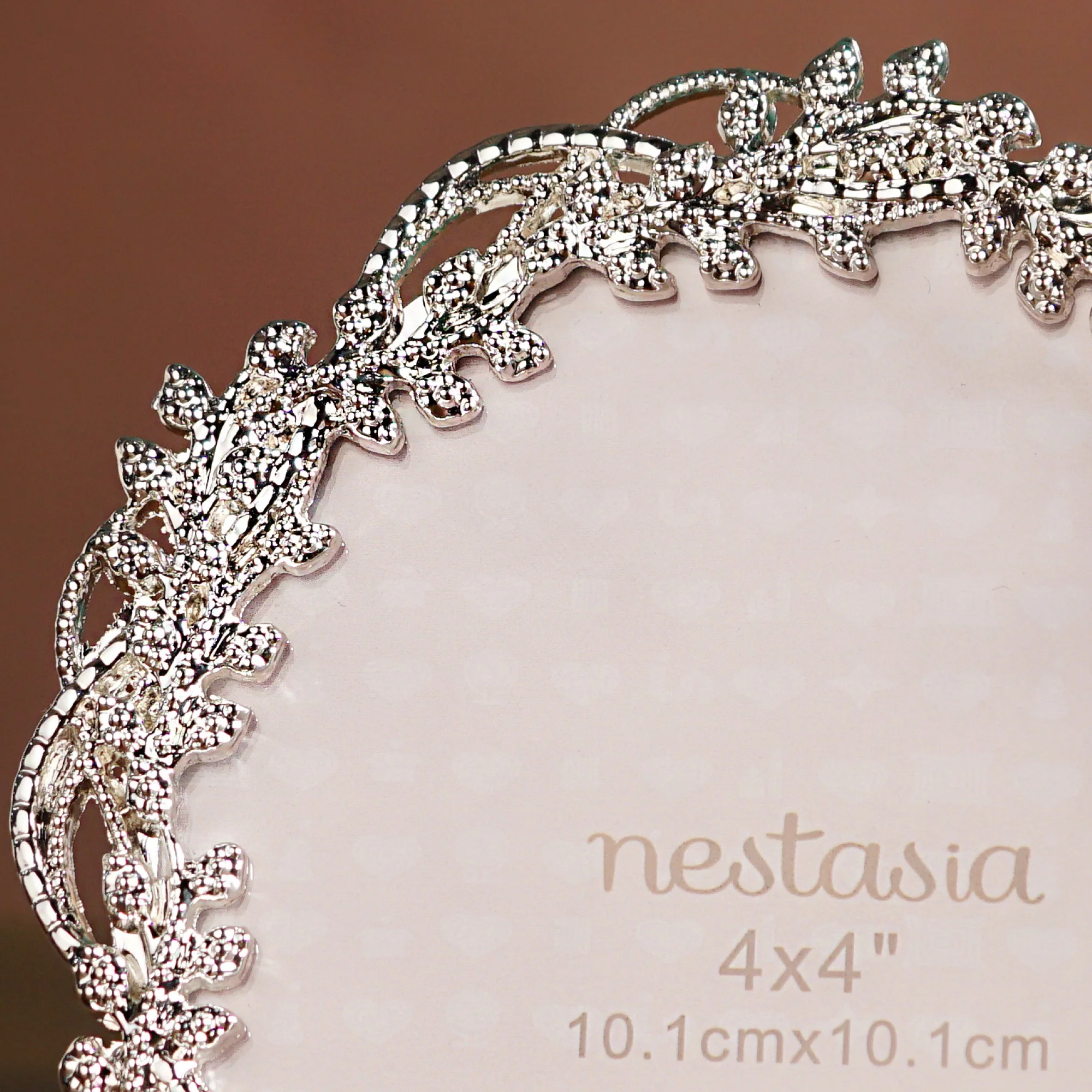 Silver Wreath Photo Frame 10x10cm - Image 2