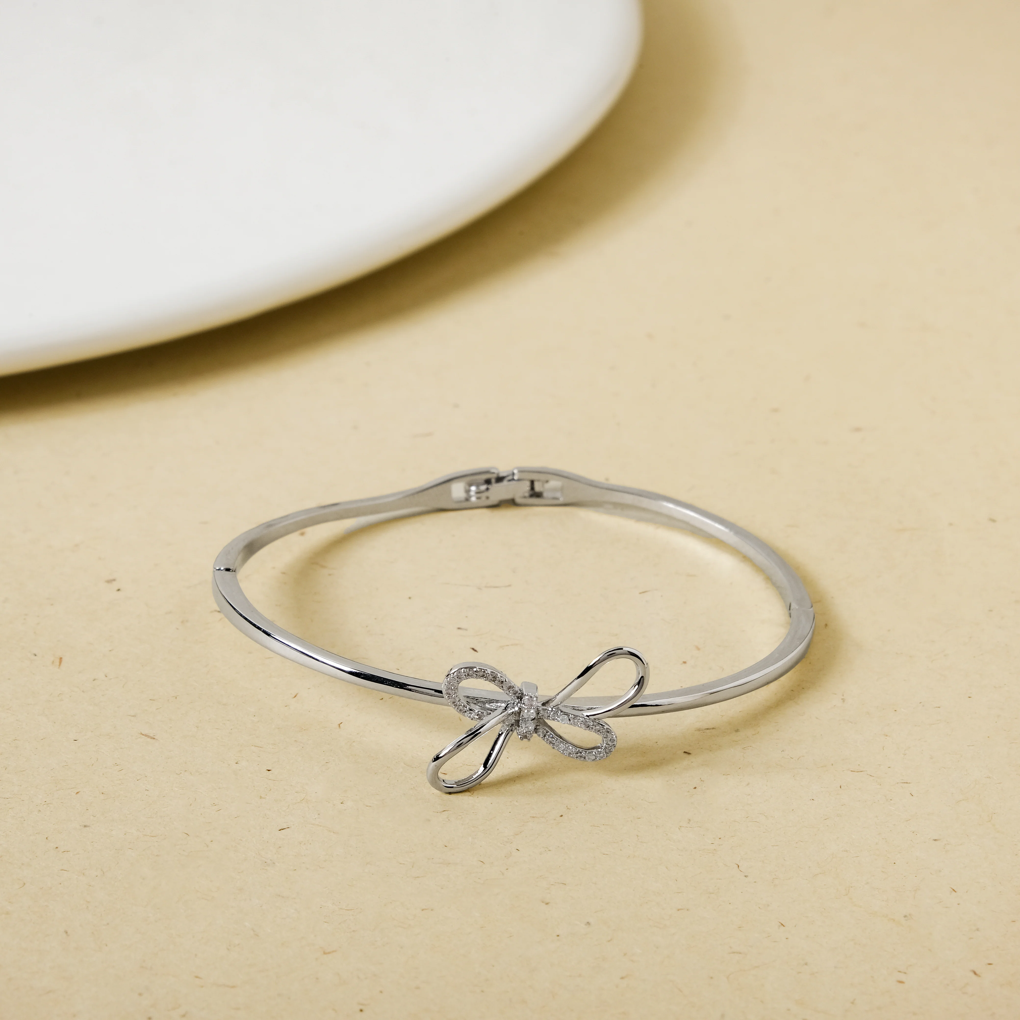 Silvery Shine Knot Bracelet - Image 6