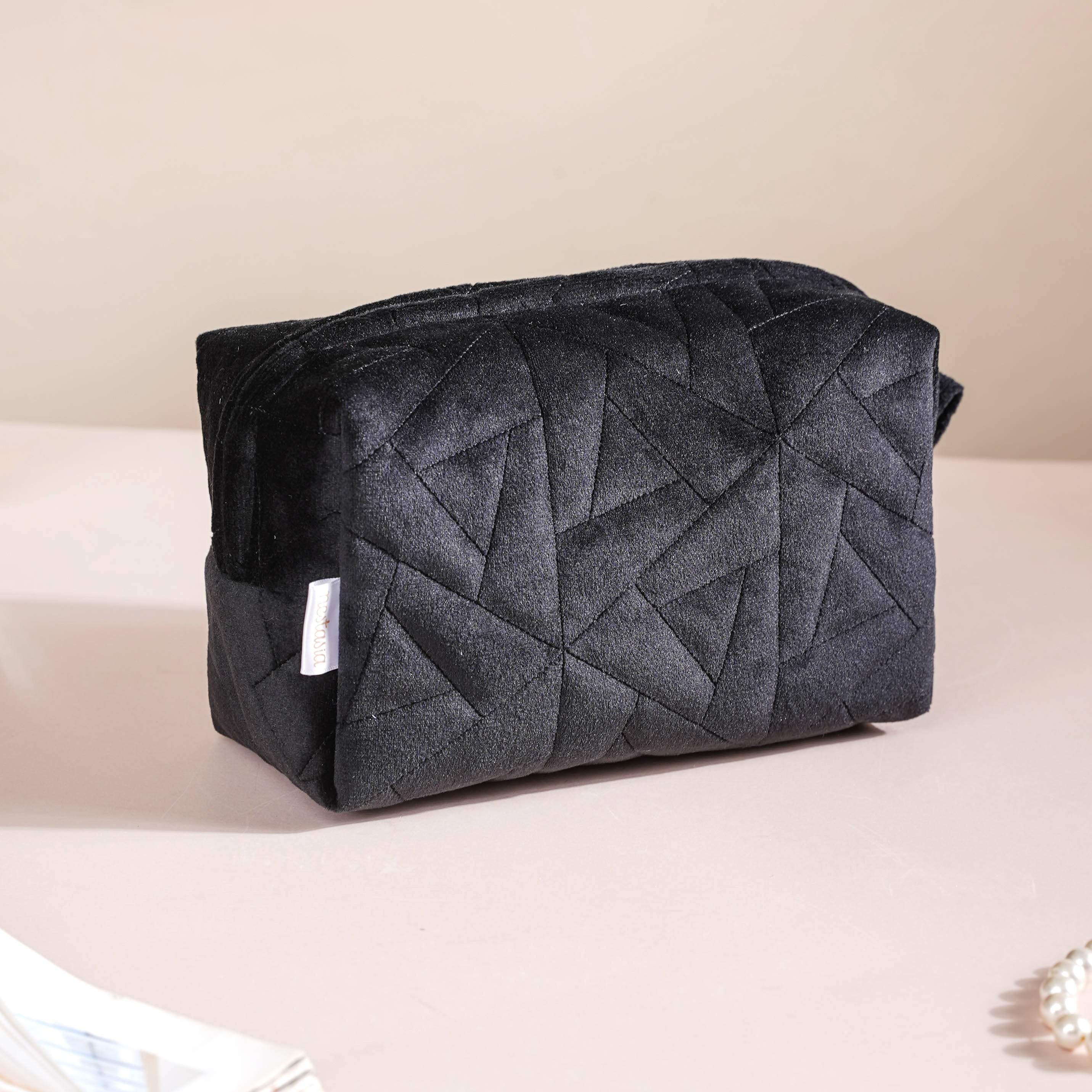 Sleek Black Cosmetic Bag Set Of 3 - Image 12
