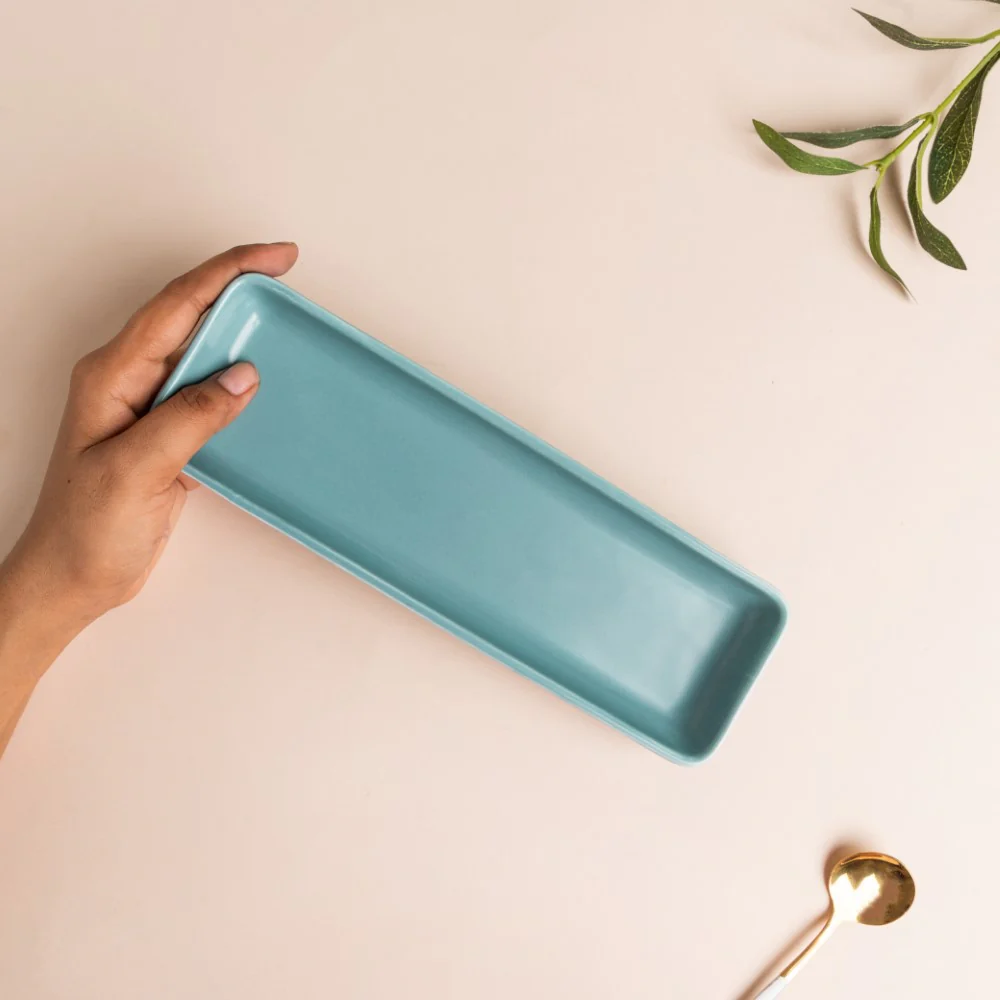 Sleek Blue Long Plate 9 Inch - Image 3