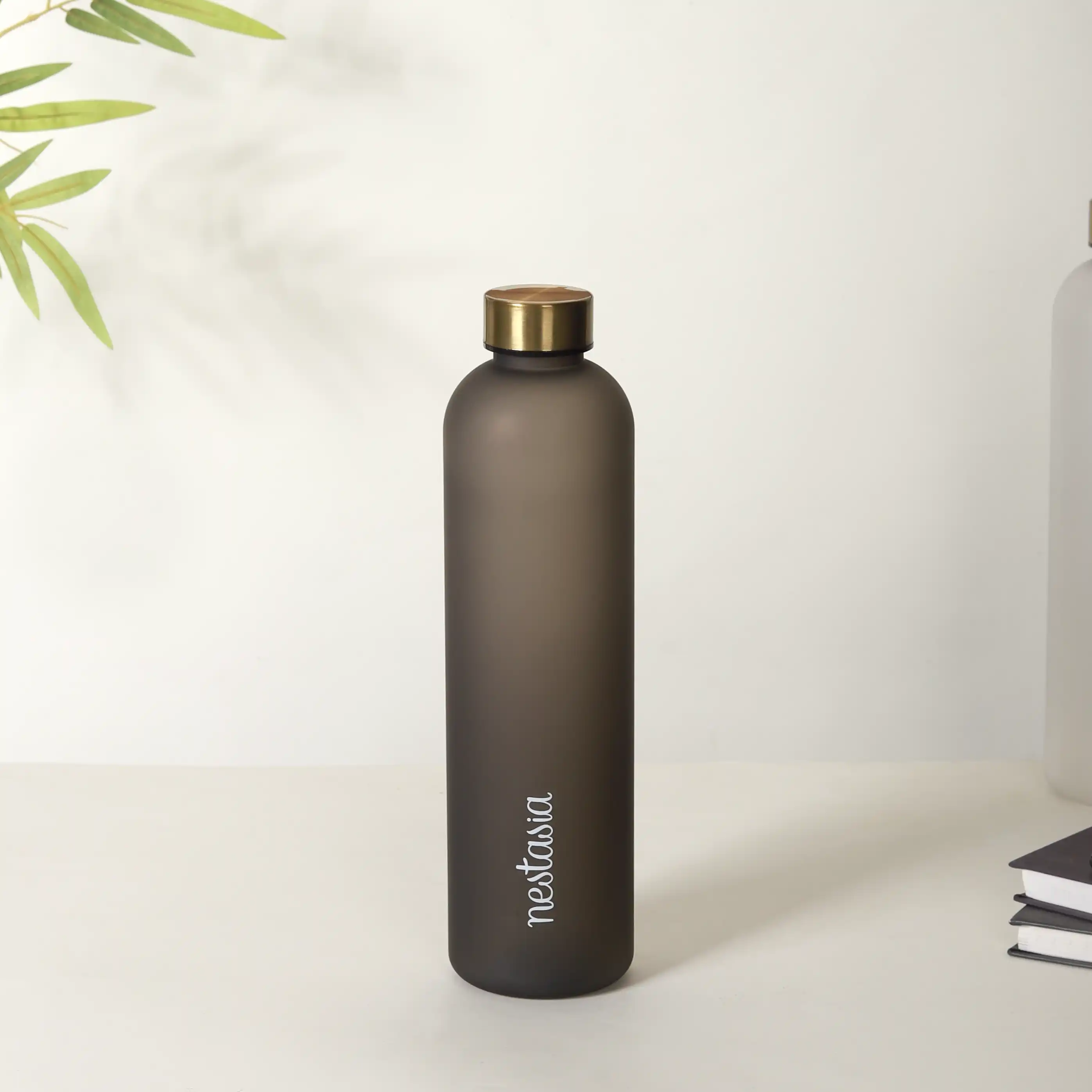 Sleek Chic Water Bottle Black 1L Set Of 2 - Image 9