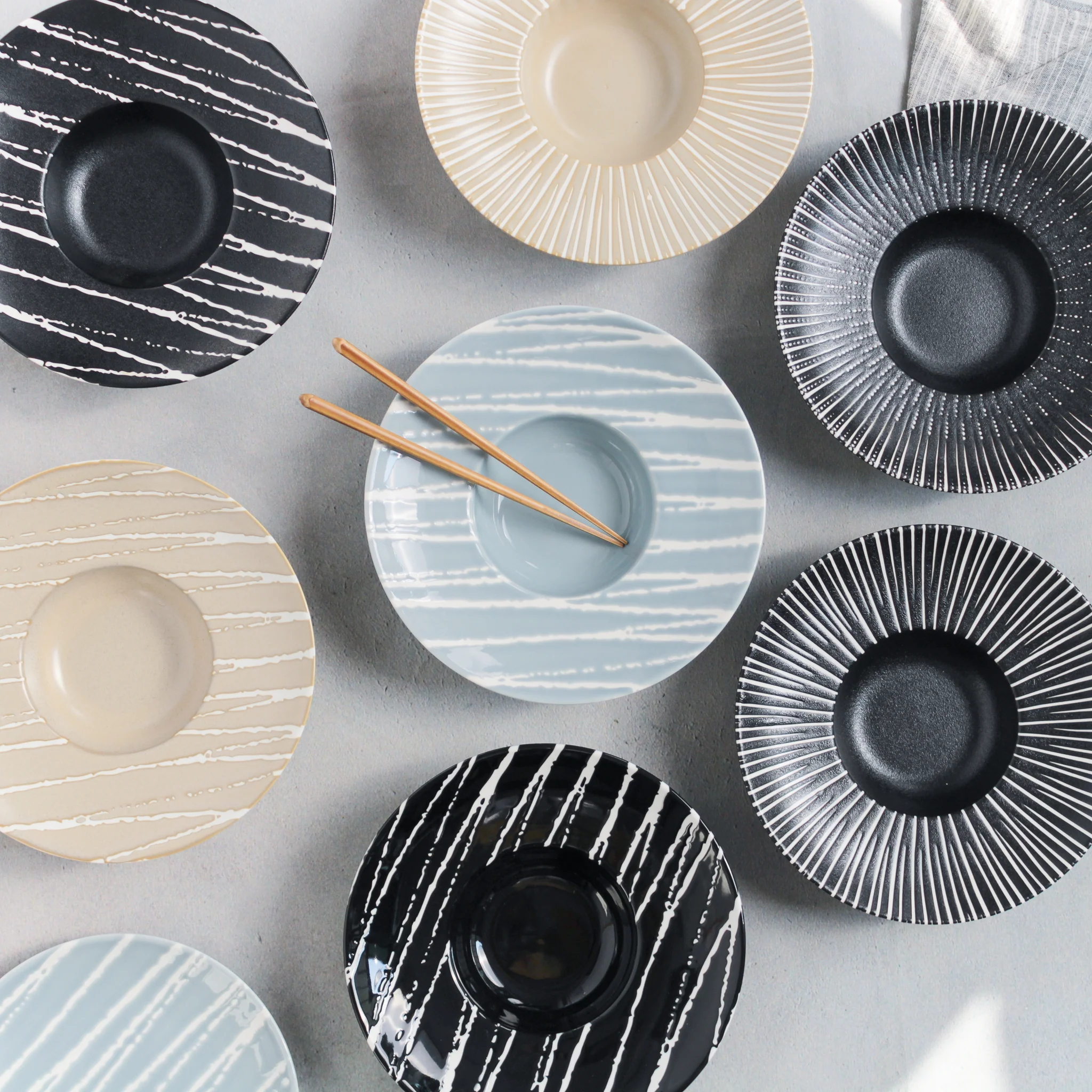 Sleek Pasta Bowl - Image 3